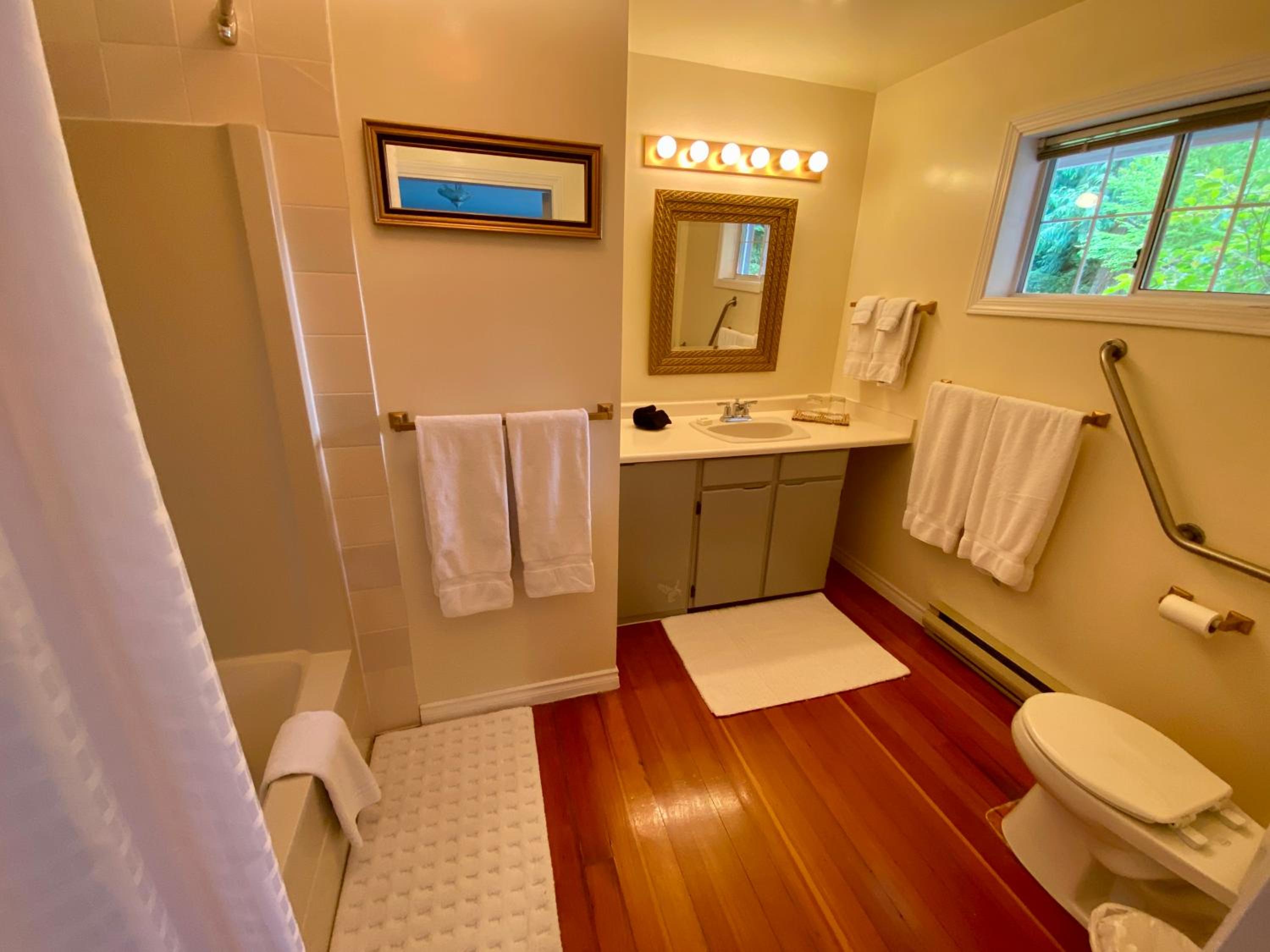 King Suite with Sea View photo 3