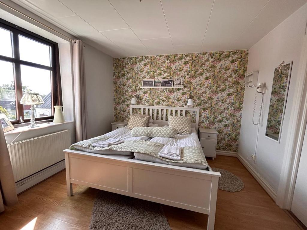 Double or Twin Room - Photo 17