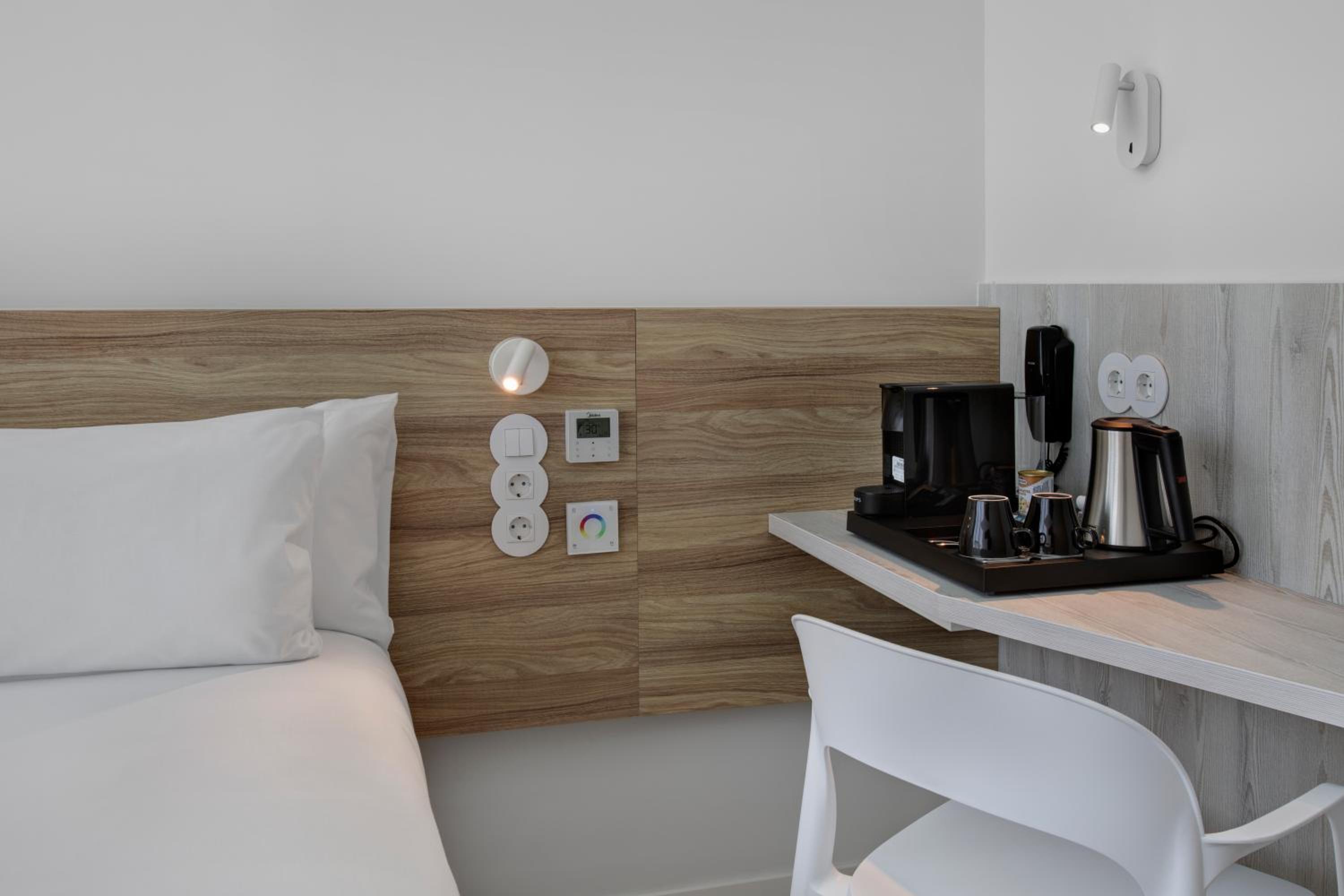 Deluxe Double Room photo 2
