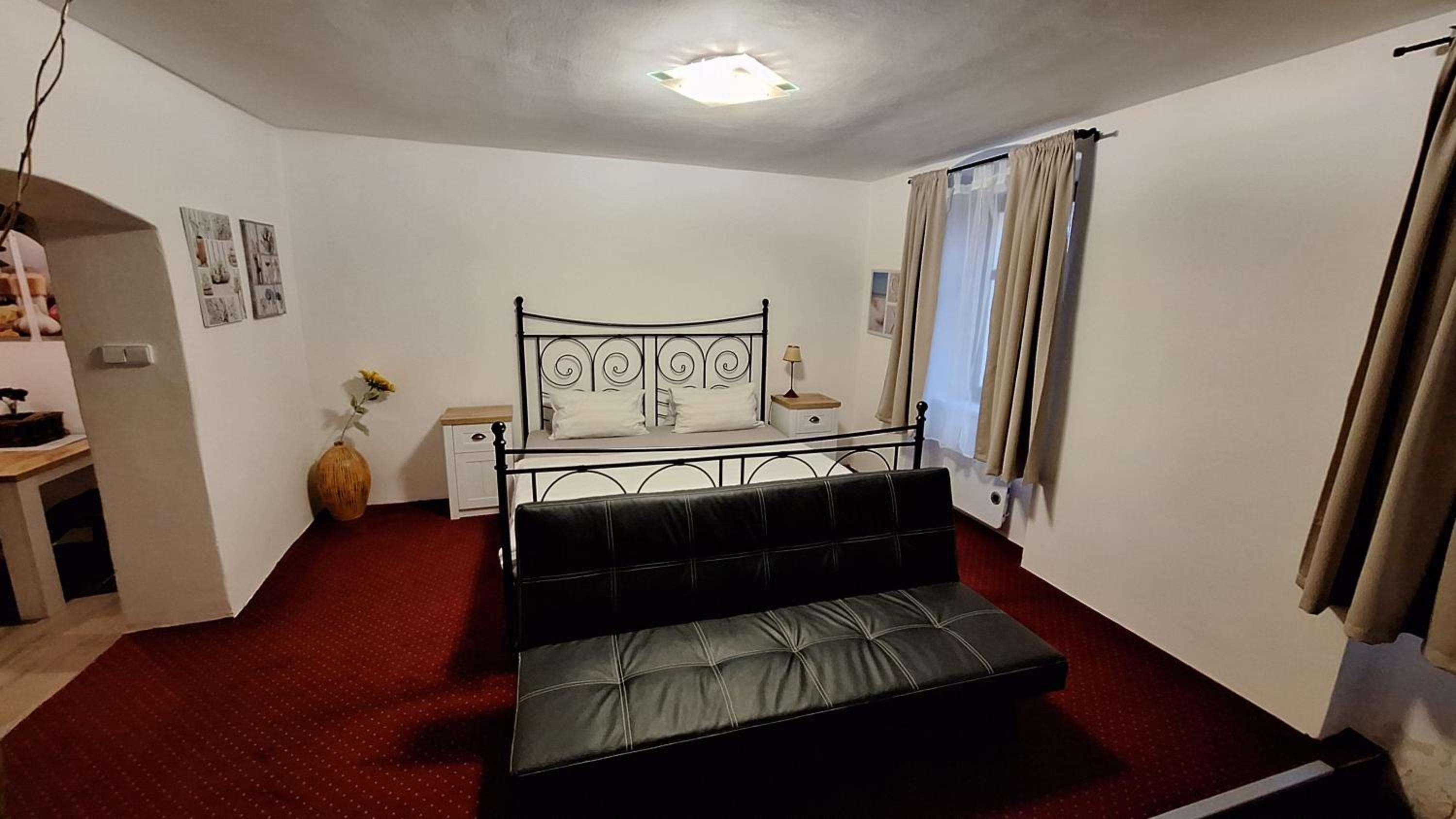 Apartment - Ground Floor photo 2