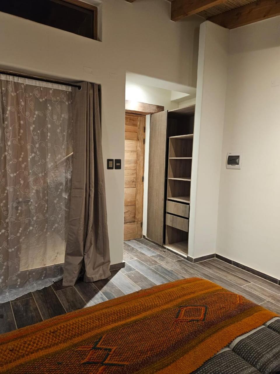 Double Room with Private Bathroom photo 3