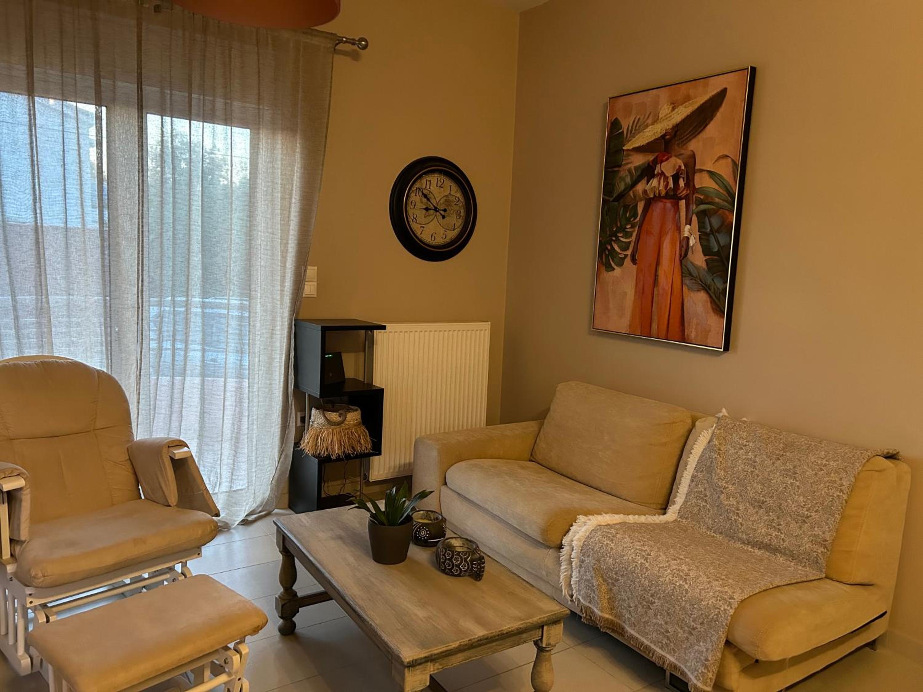 Two-Bedroom Apartment With Balcony And Terrace photo 2