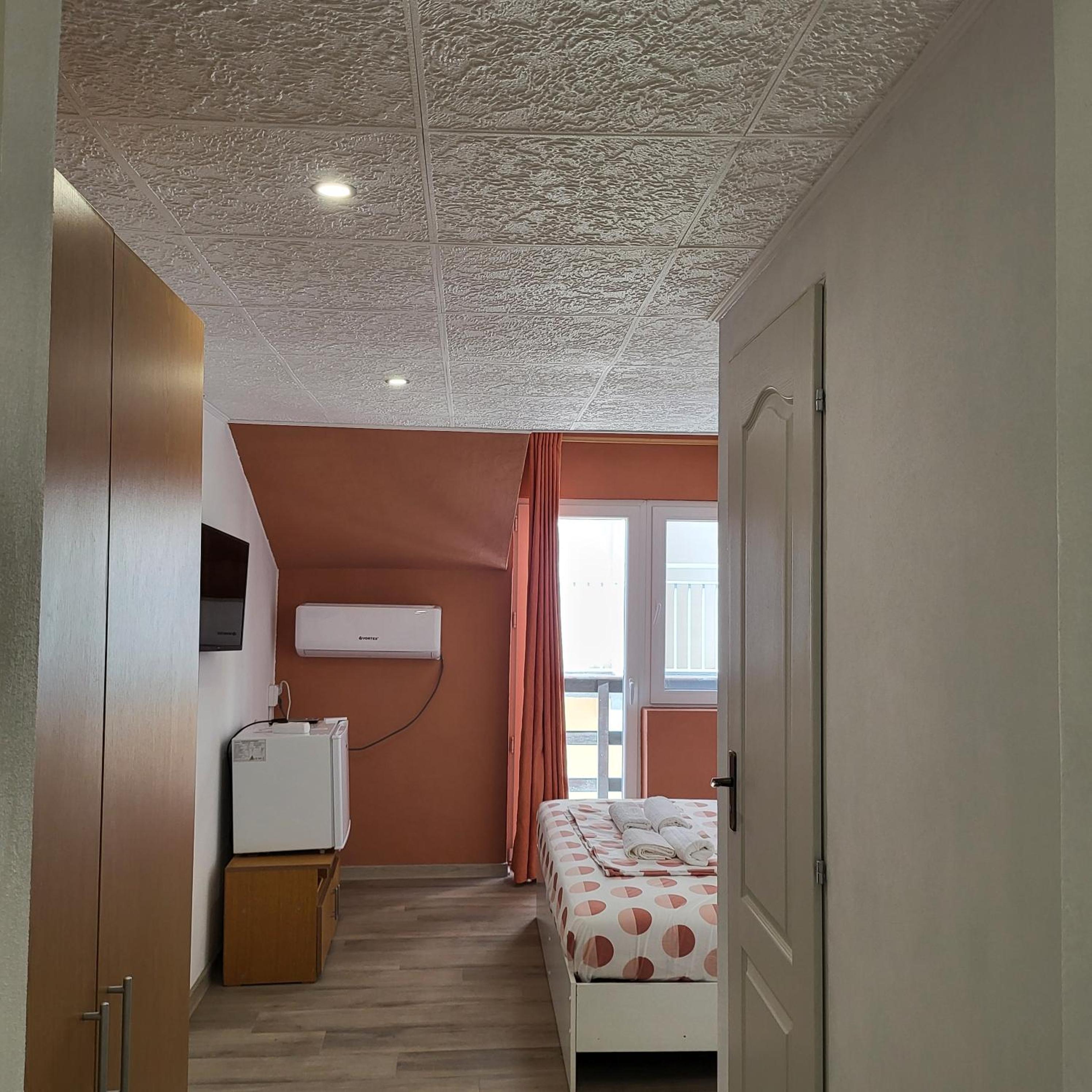 Double Room With Balcony photo 3