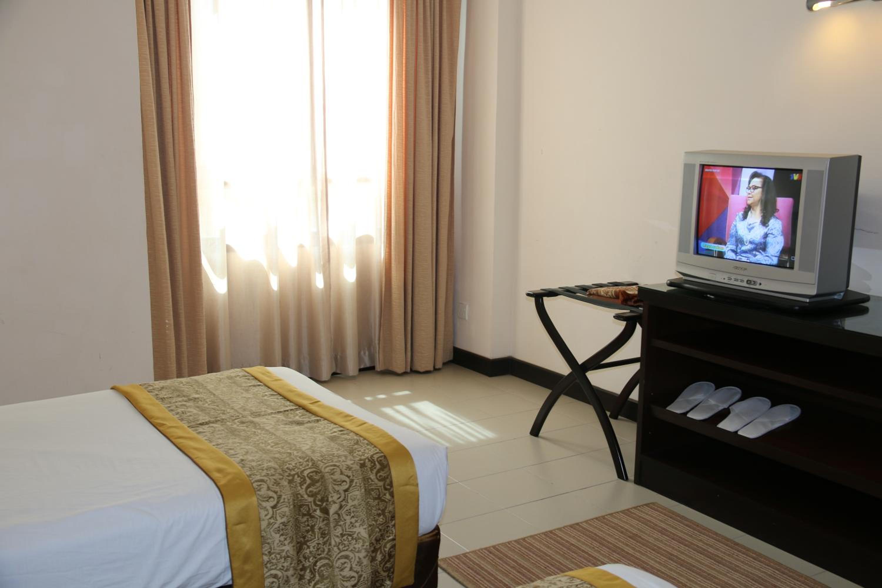 Standard Twin Room photo 2
