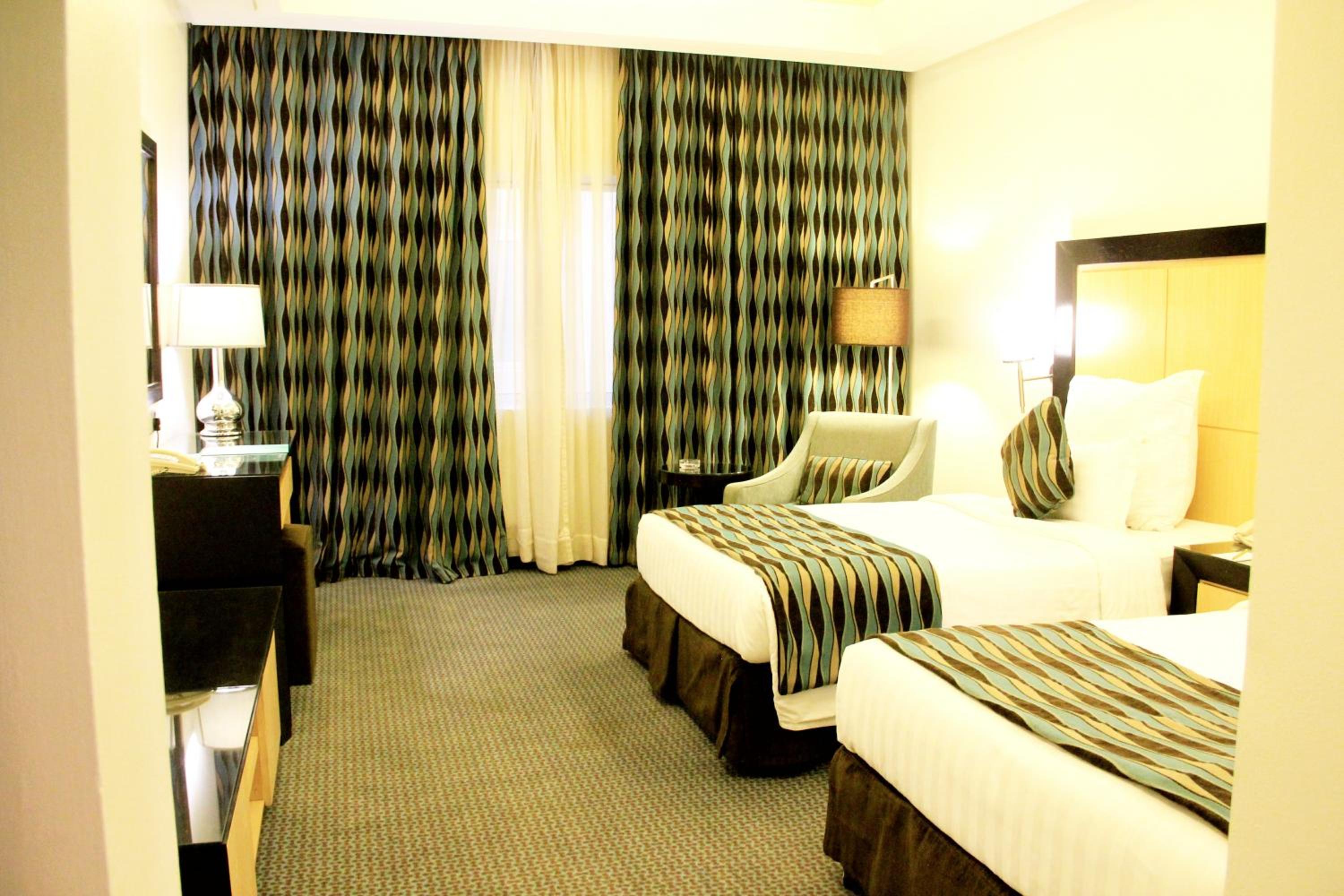 Standard Twin Room photo 3