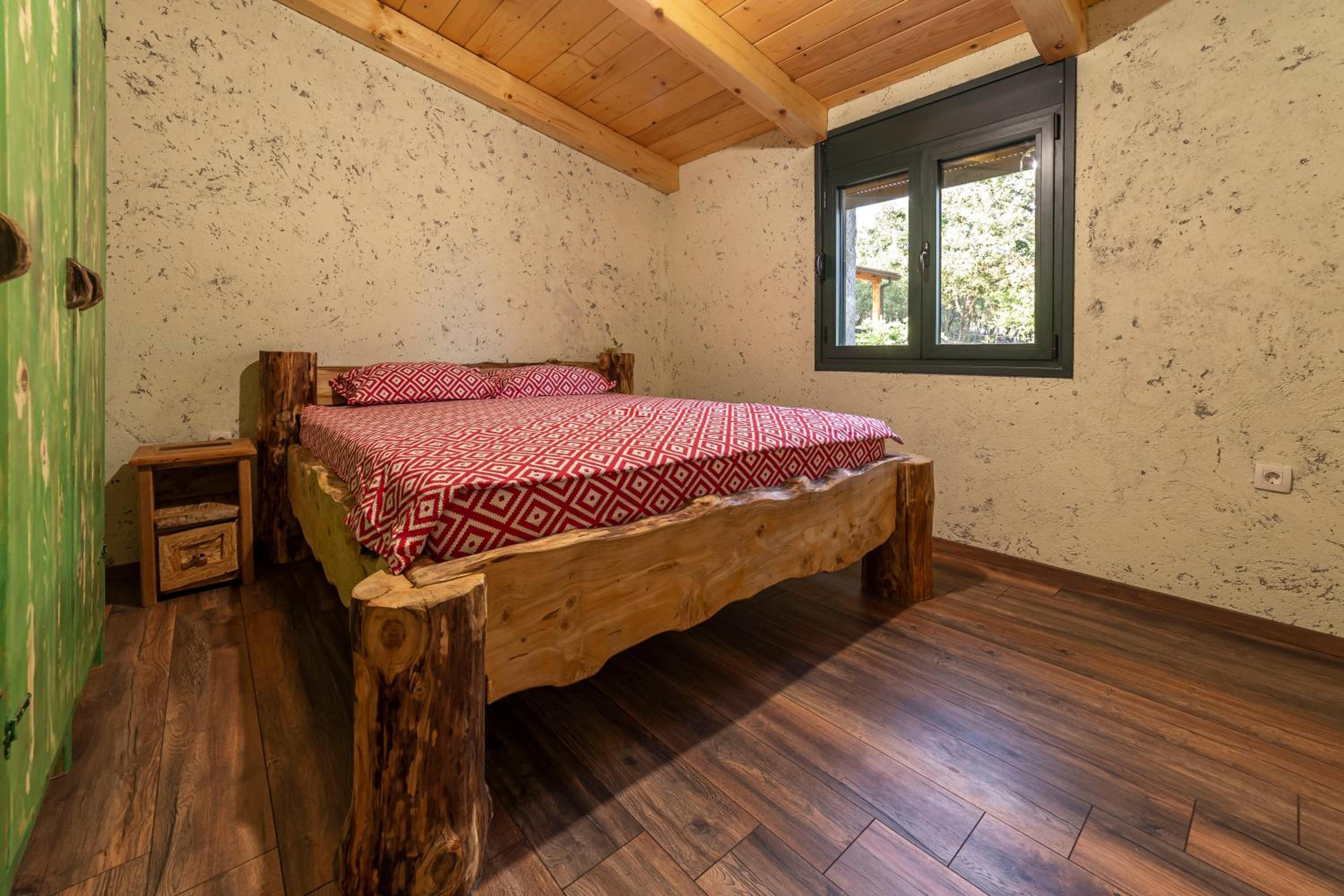 Two-Bedroom House photo 3
