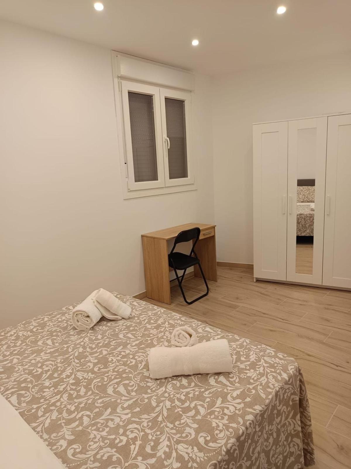 Two-Bedroom House photo 3