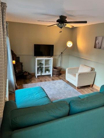 Three-Bedroom House photo 1