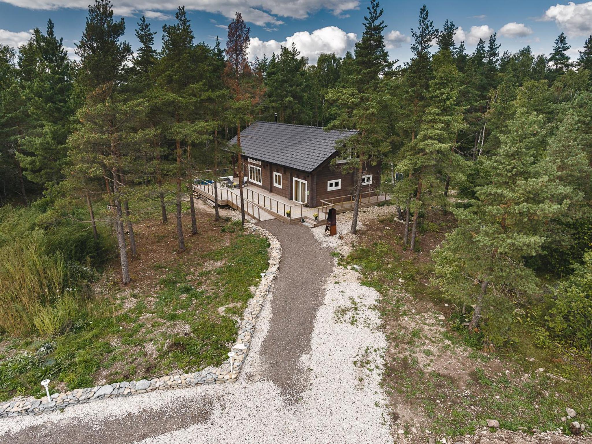 Four-Bedroom House - Photo 21