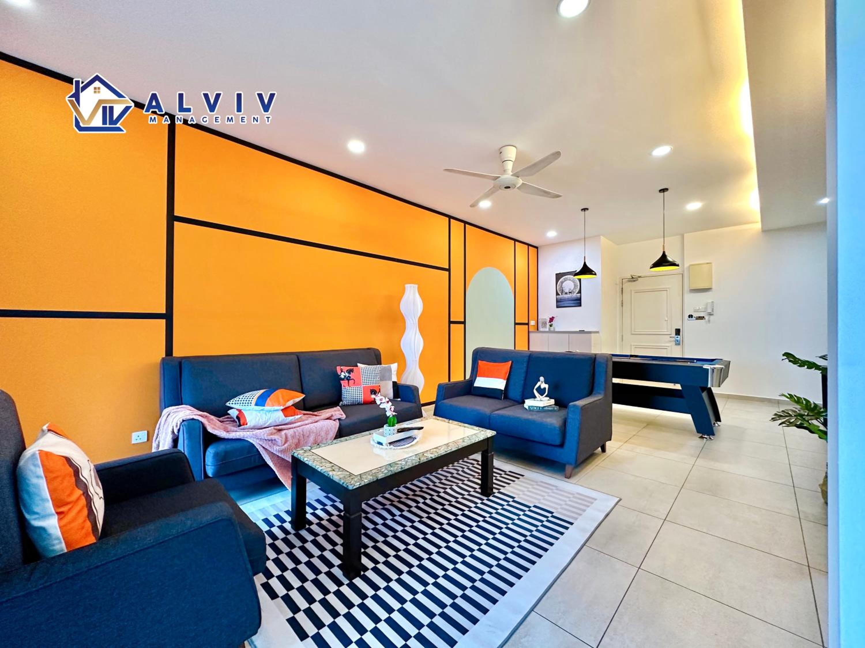 Three-Bedroom Apartment With Sea View - Photo 13
