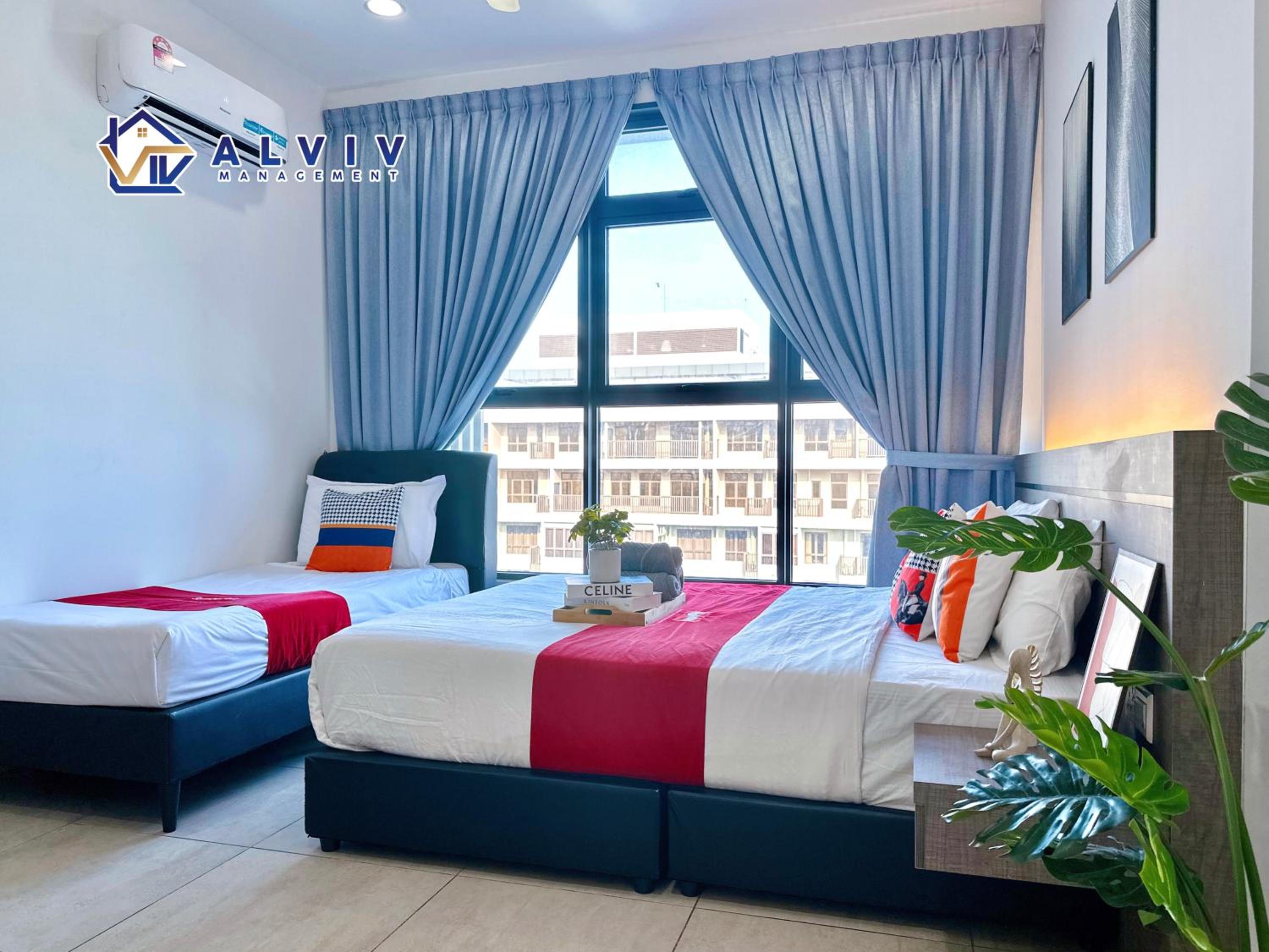 Three-Bedroom Apartment With Sea View - Photo 20