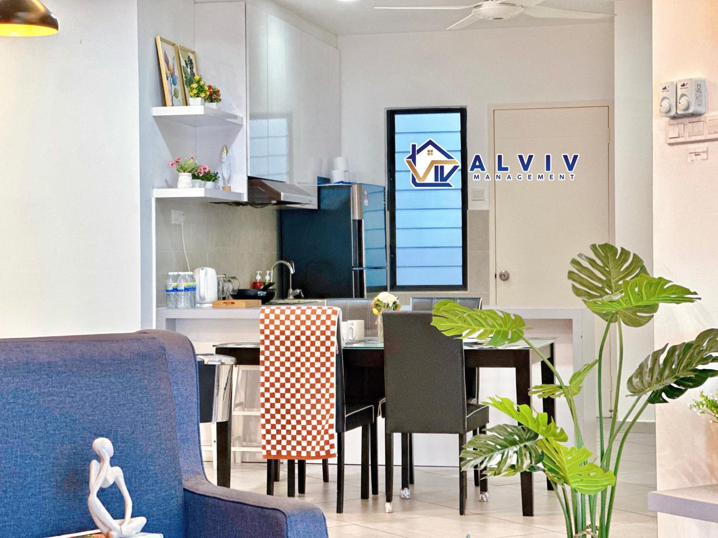 Three-Bedroom Apartment With Sea View - Photo 17