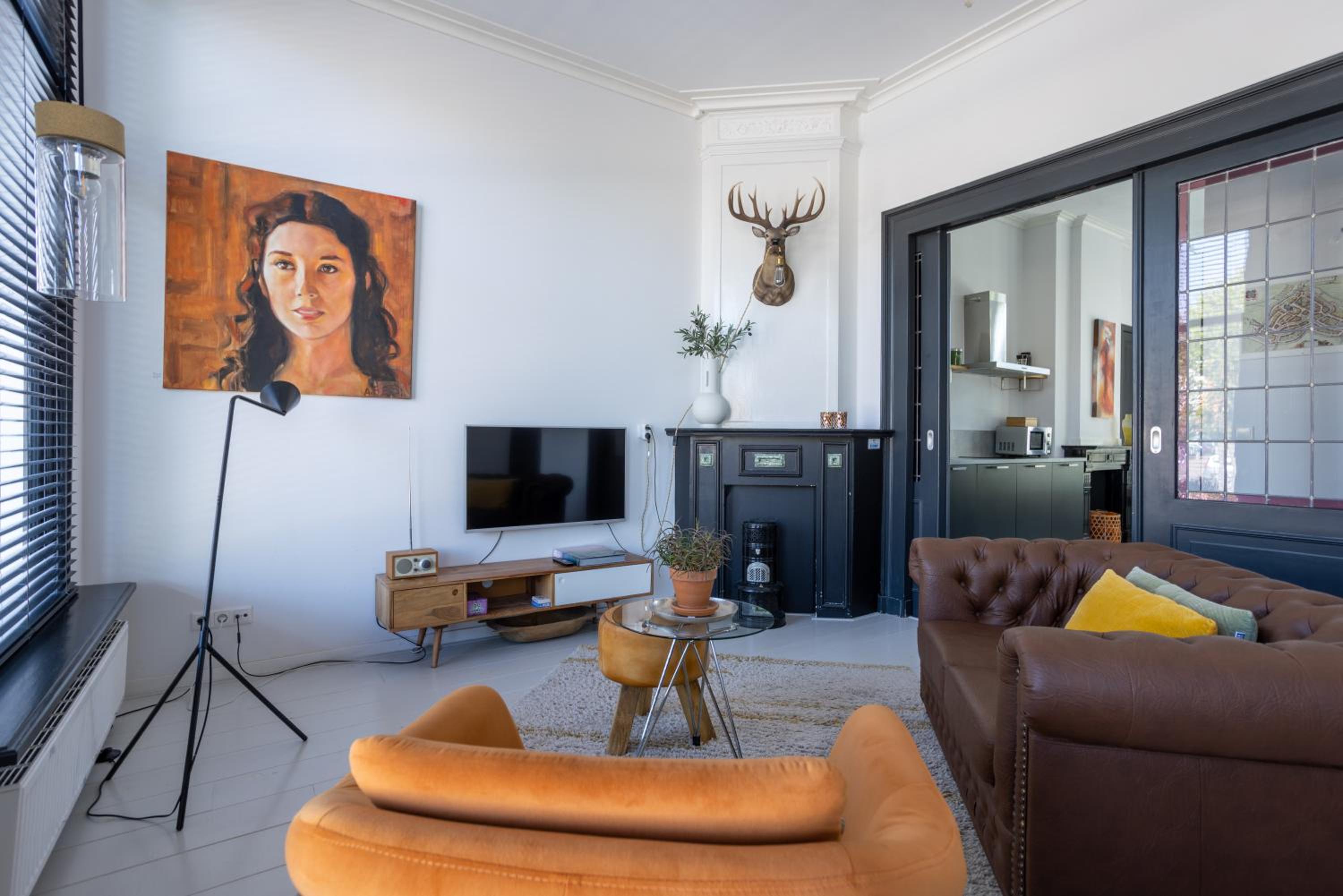 Apartment with Balcony - Photo 18
