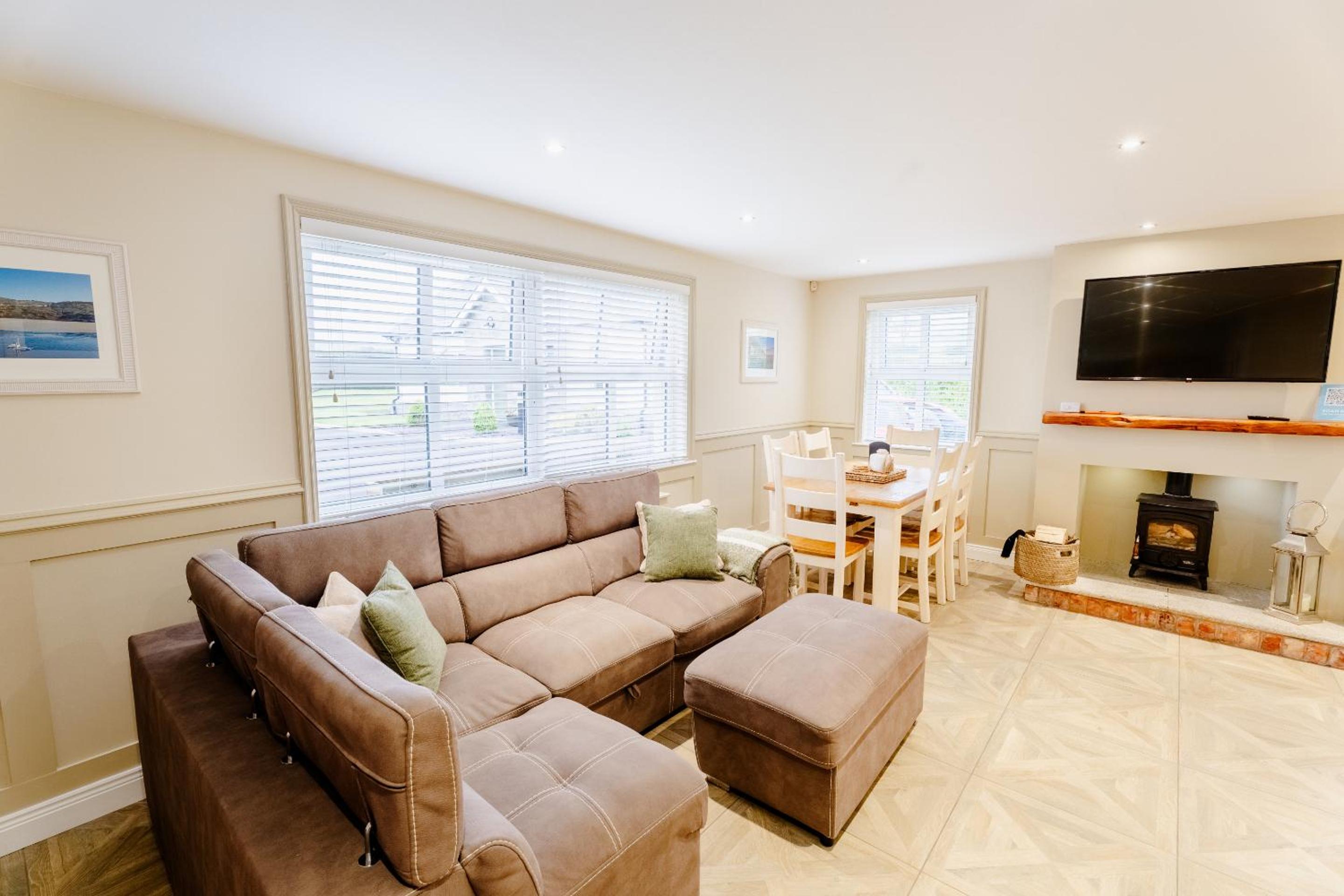 Family Bungalow - Photo 4