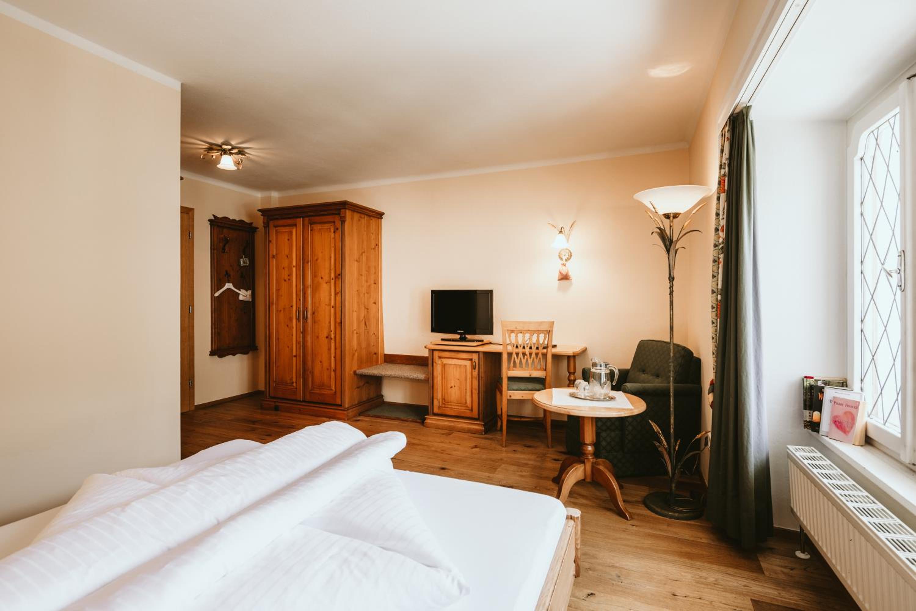 Standard Double Room - Photo 1