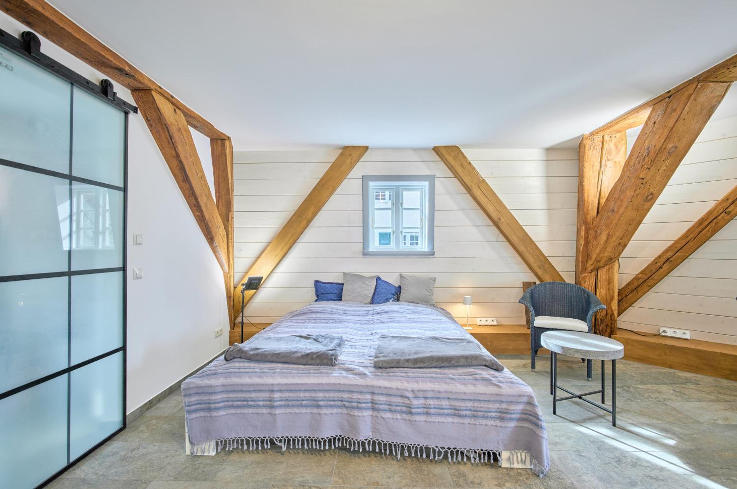 Studio Apartment photo 1