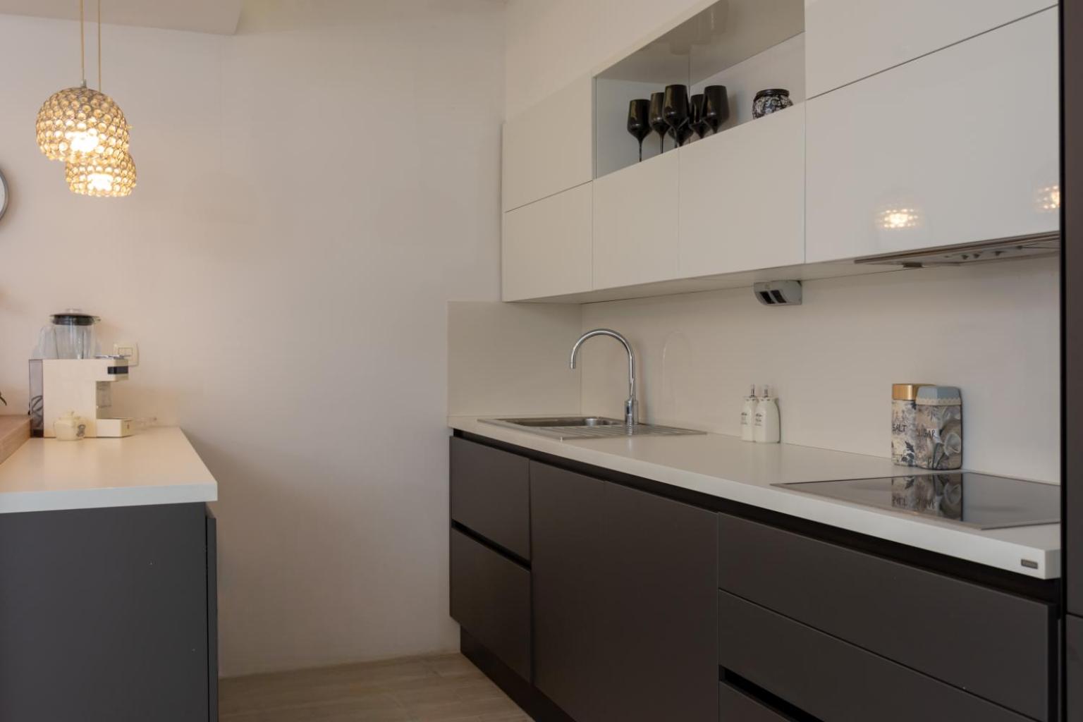 Three-Bedroom Apartment photo 2