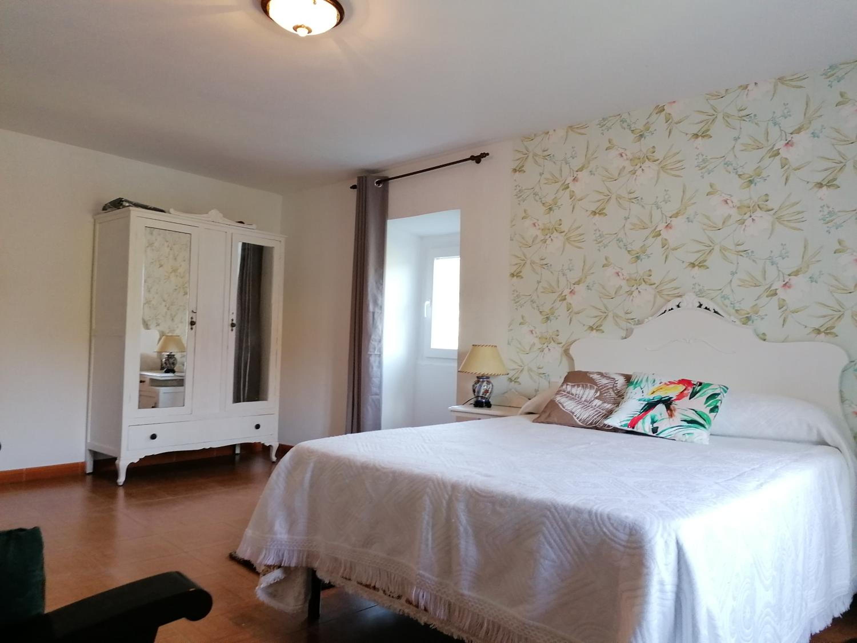 Casa de cuatro habitaciones