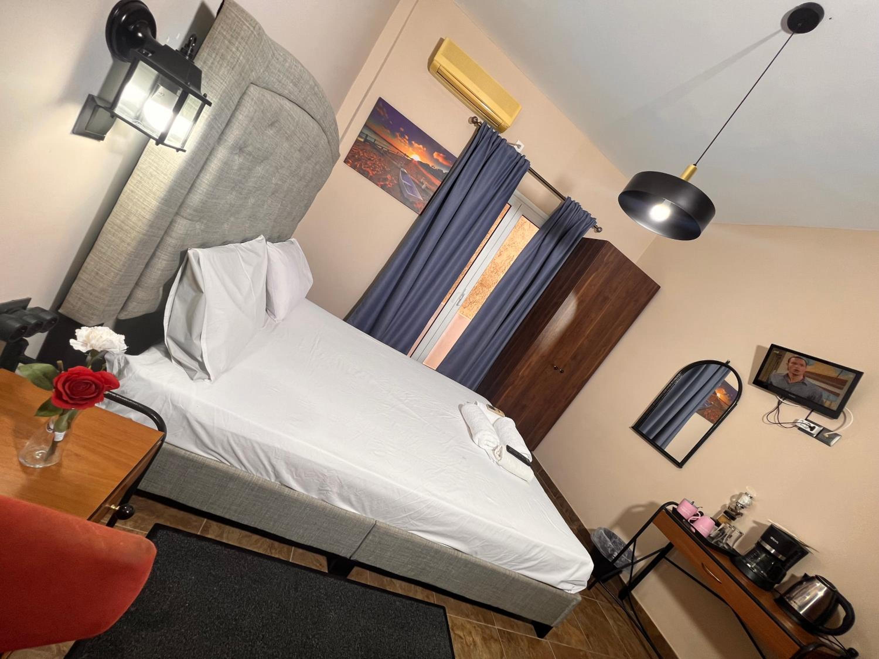 Budget Double Room photo 1