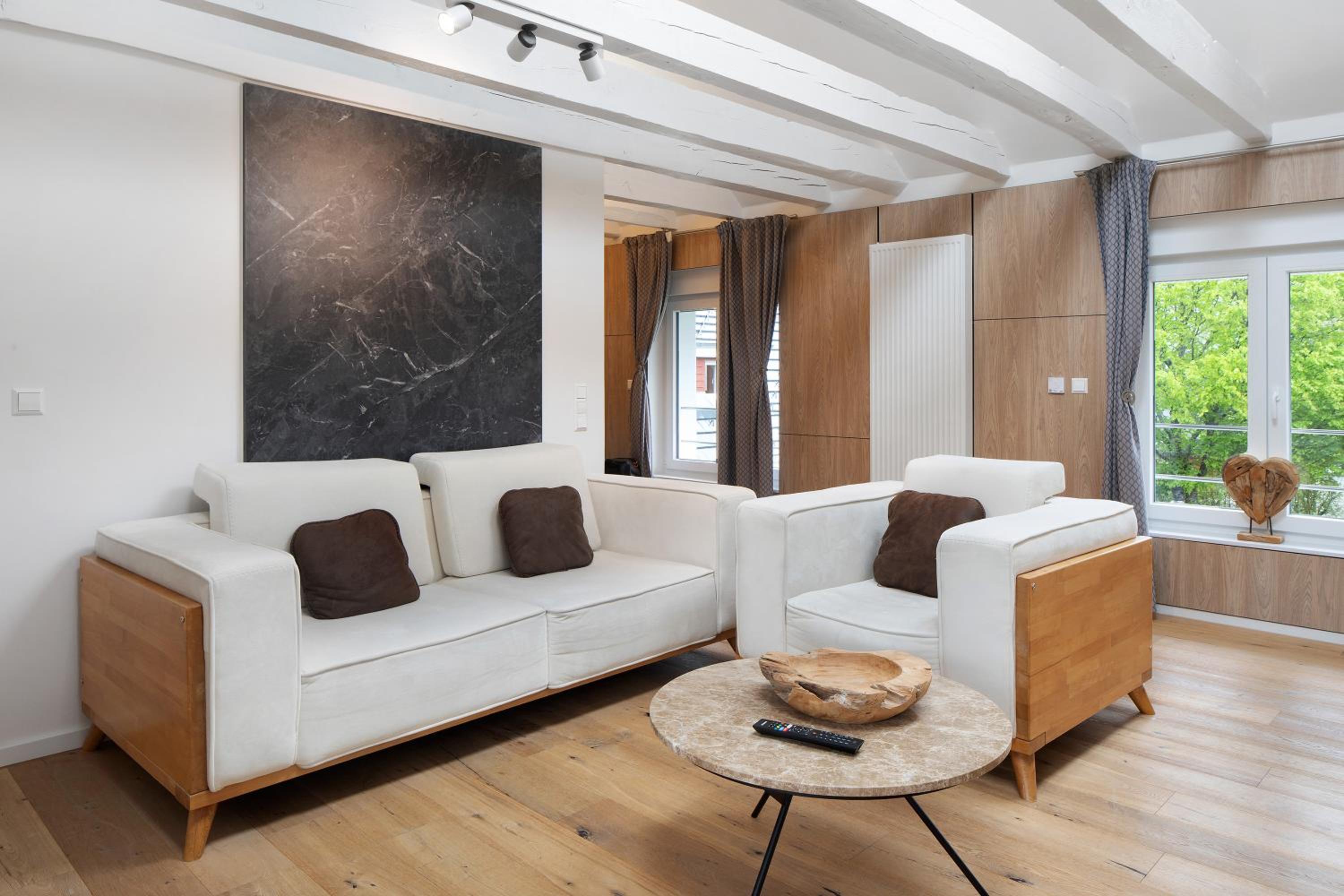 Two-Bedroom Deluxe Apartment with Garden View