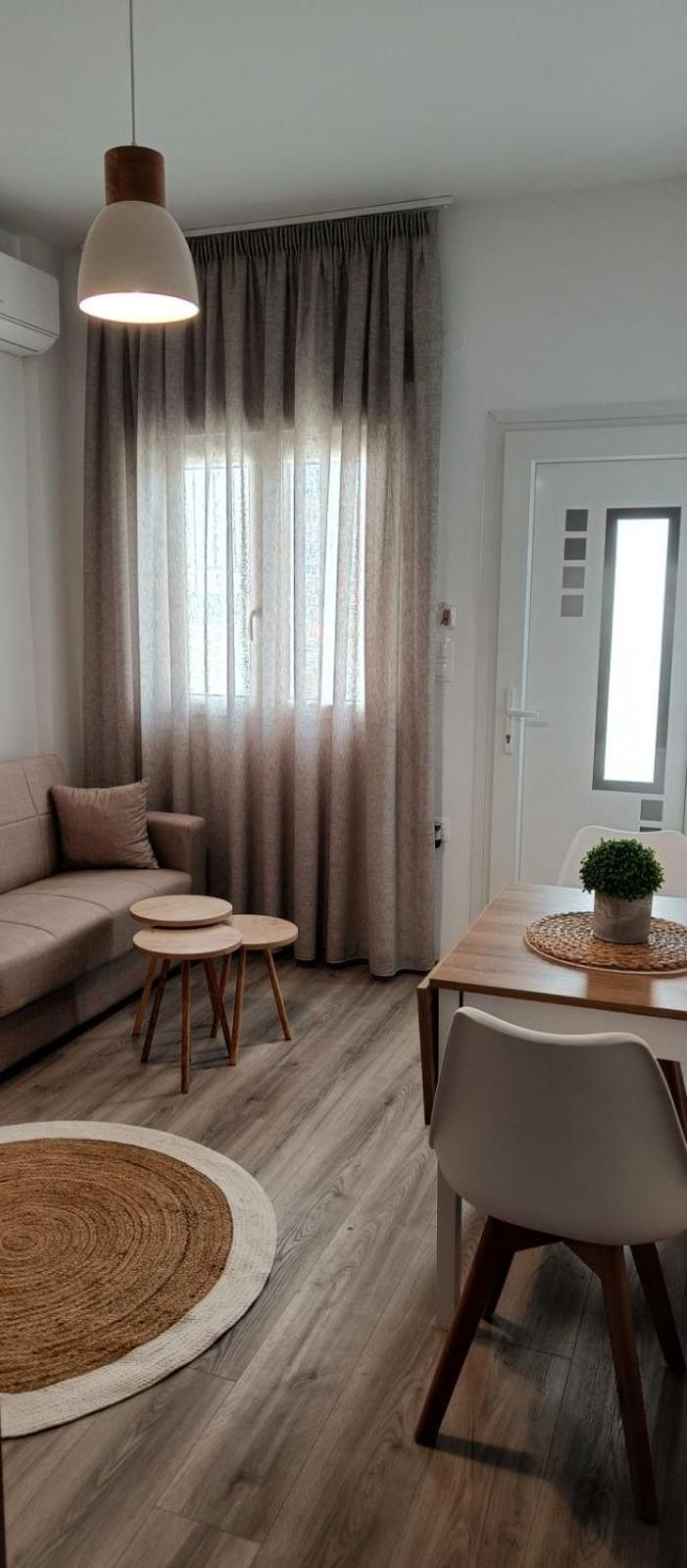 One-Bedroom Apartment with Sea View and Balcony