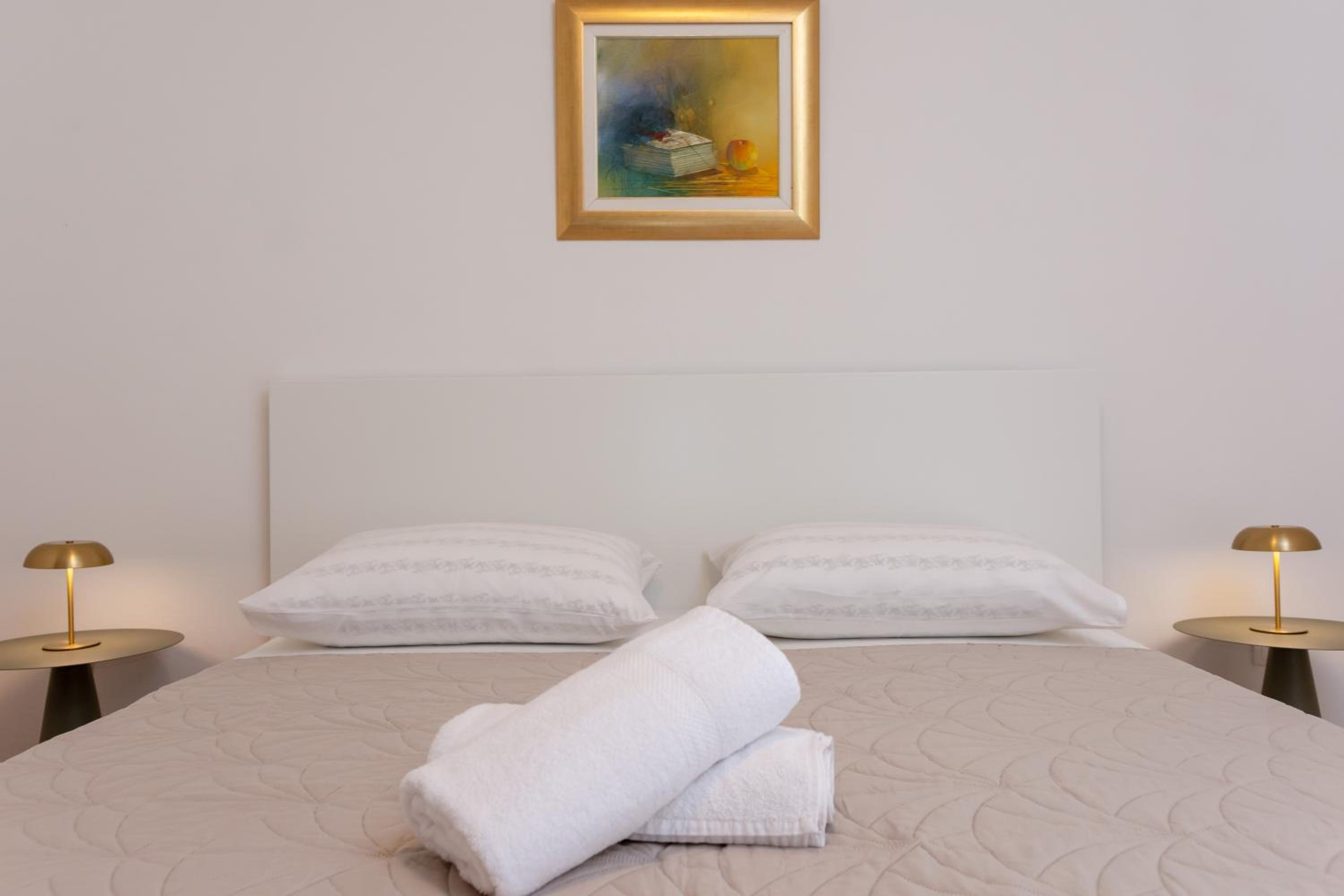 Three-Bedroom Apartment photo 1
