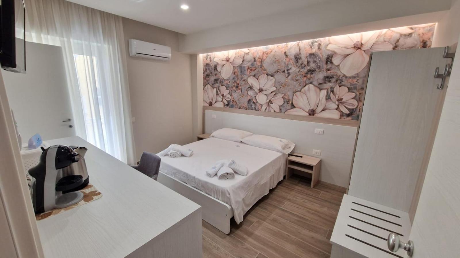 Luxury Triple Room