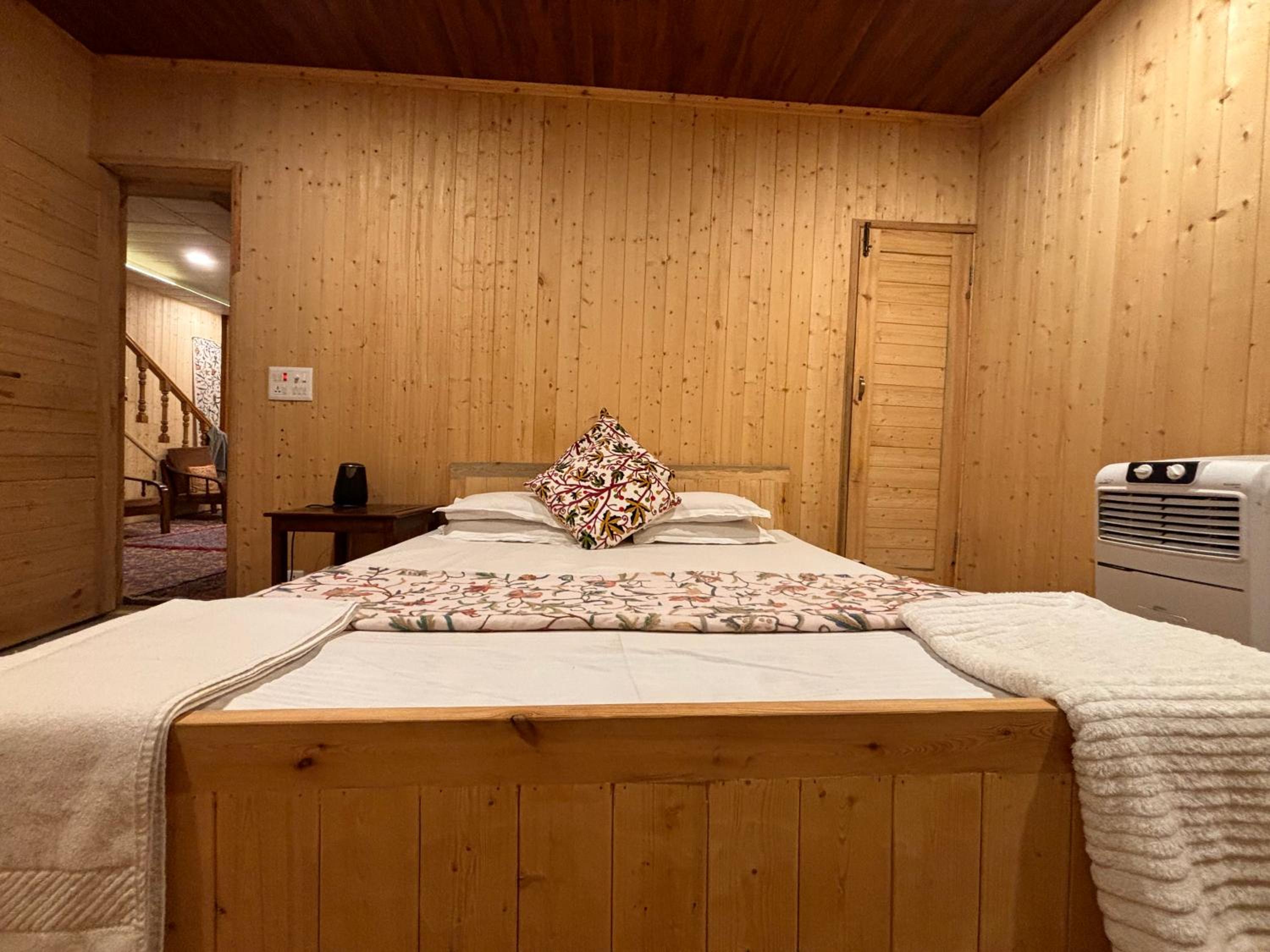 Double Room with Private Bathroom photo 1