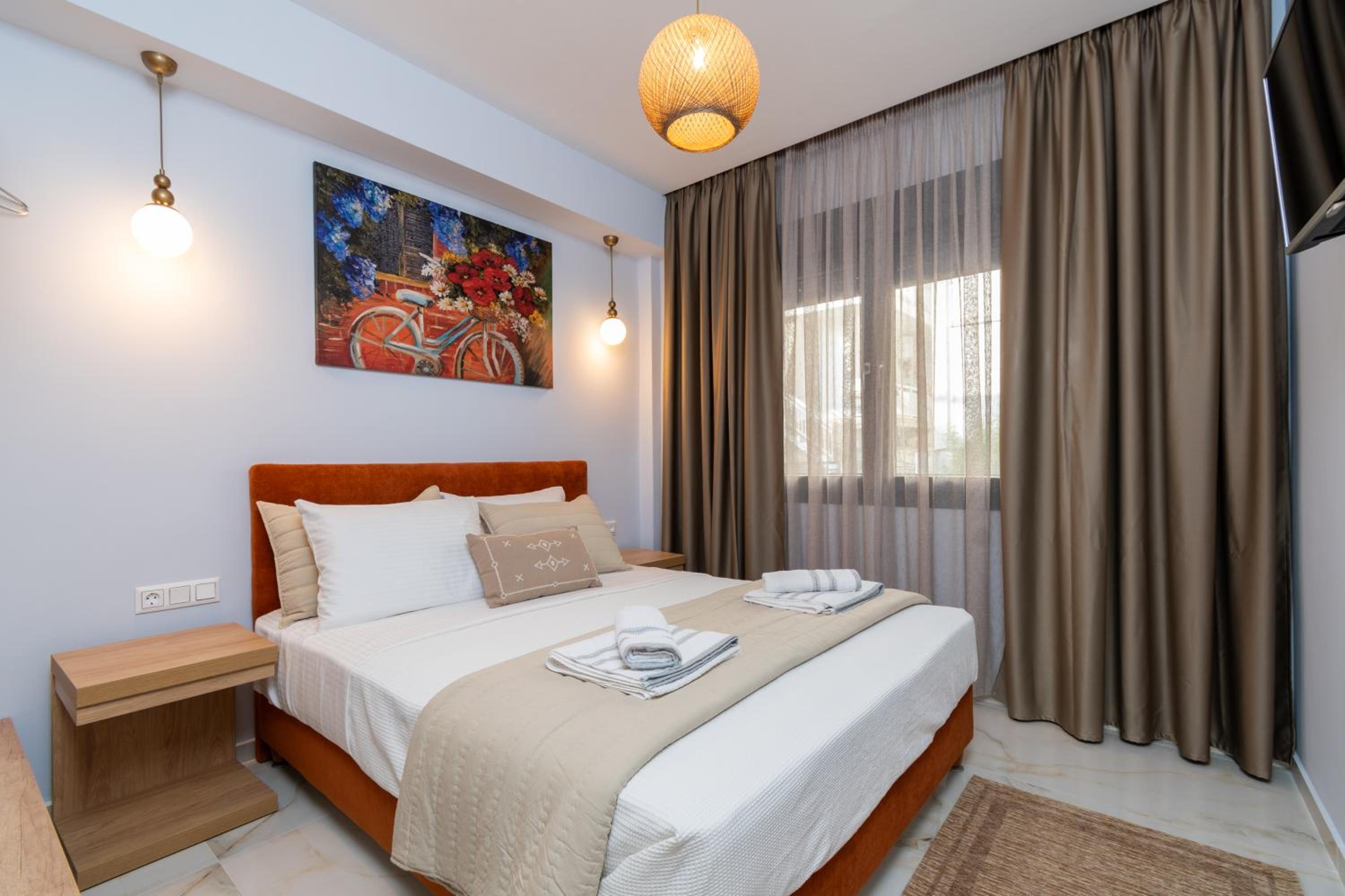 One-Bedroom House photo 1