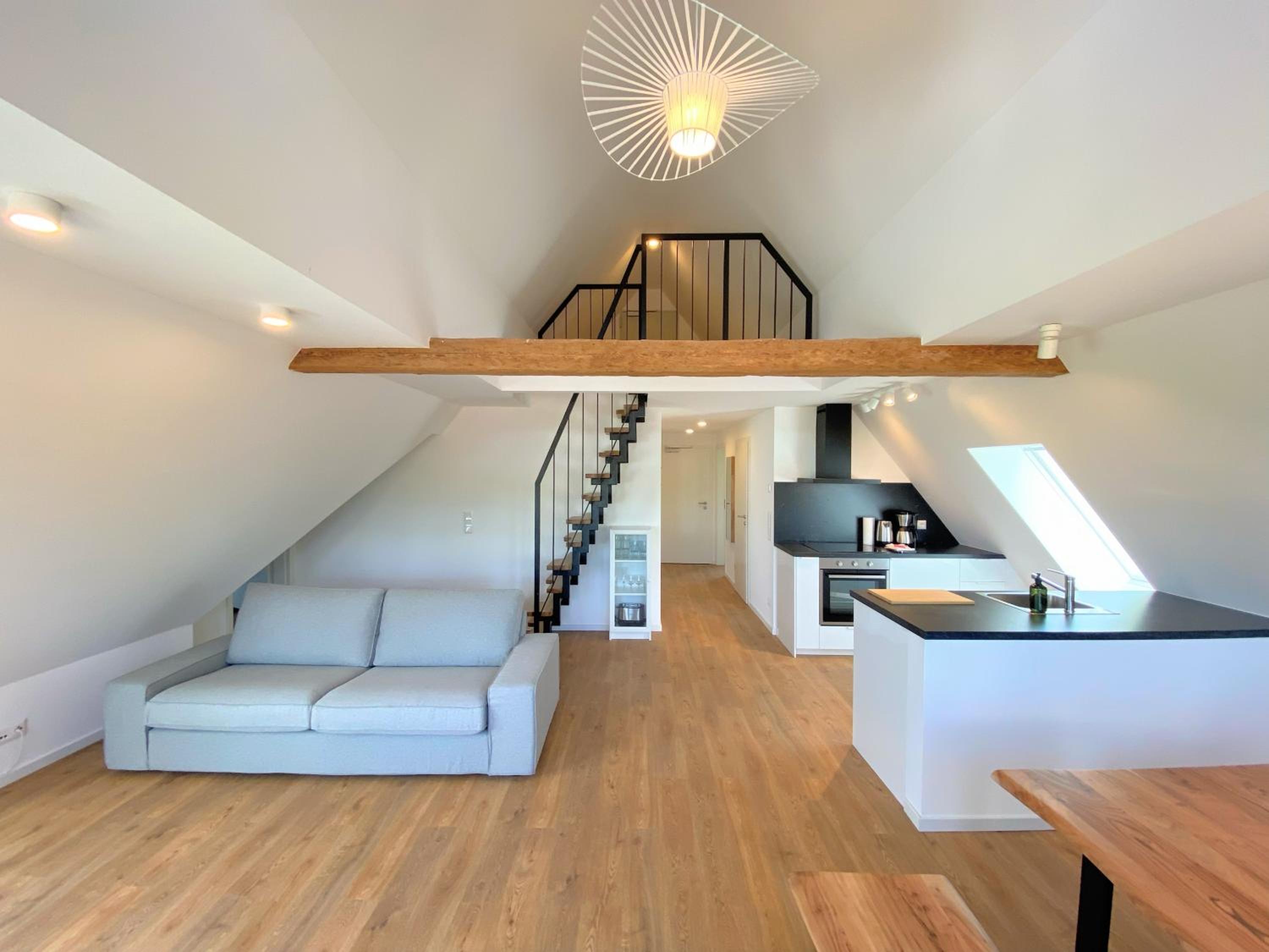 Three-Bedroom Apartment with View photo 1