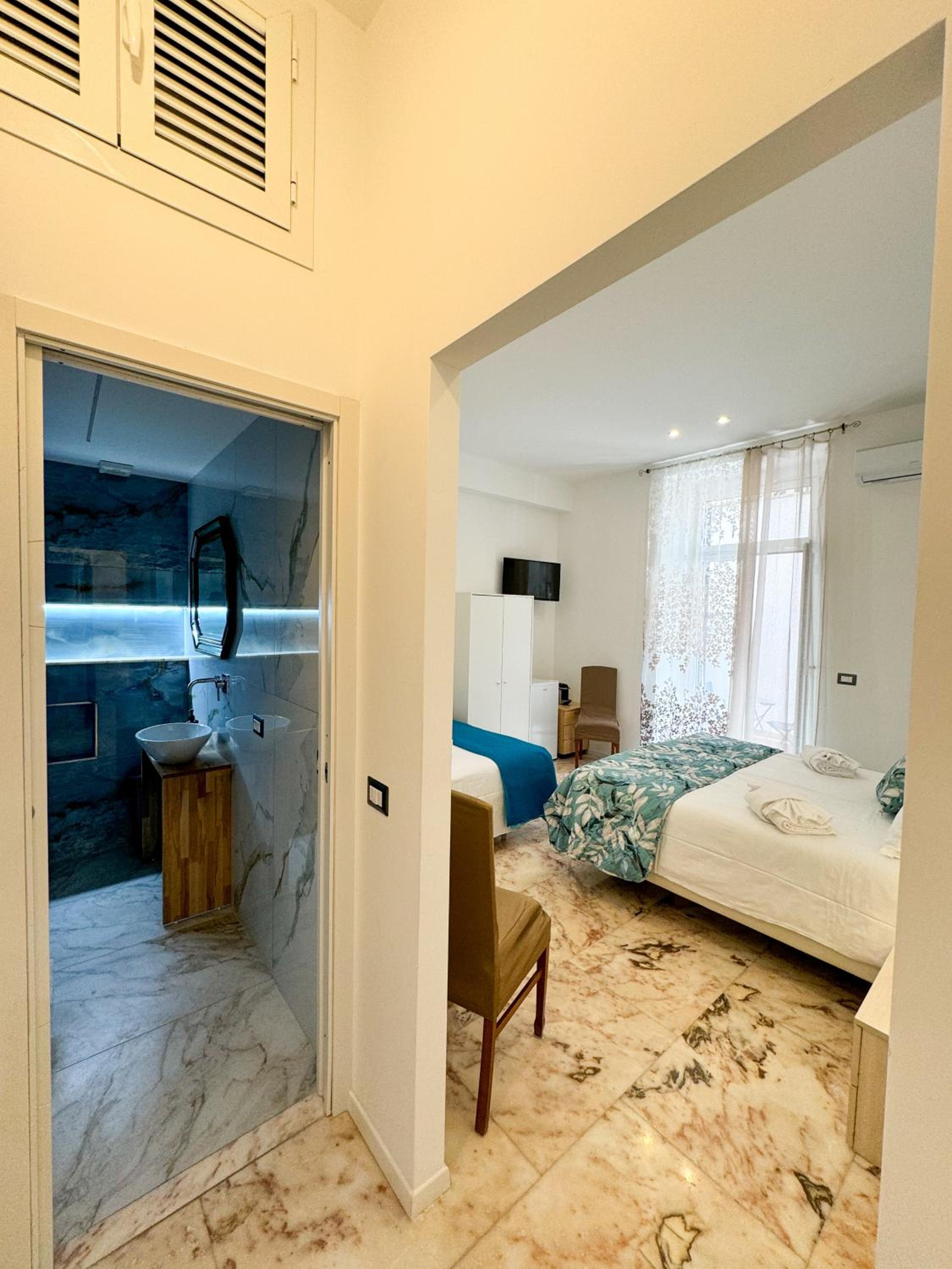 Deluxe Family Room photo 1