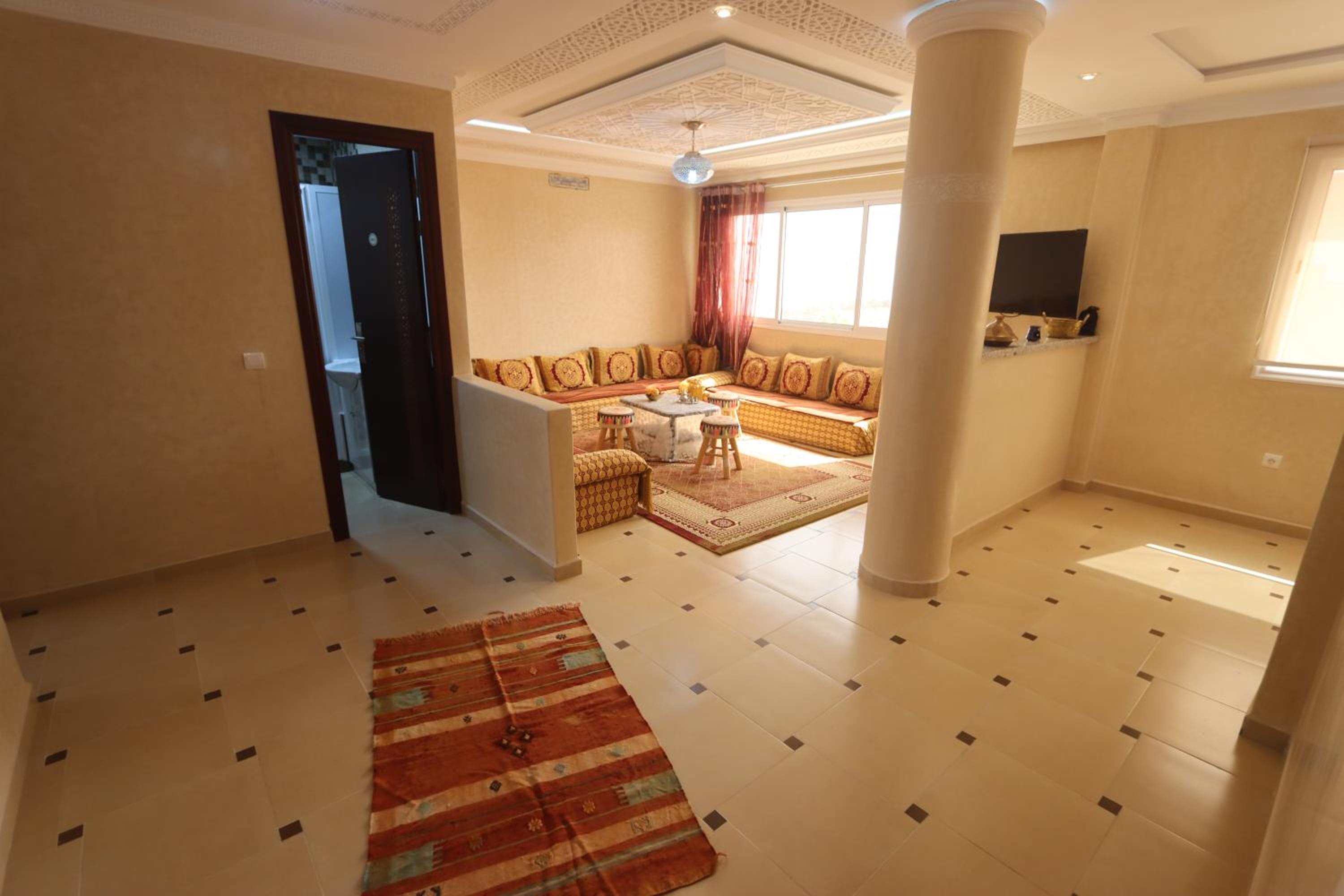 Two-Bedroom Apartment with Terrace and Sea View photo 3