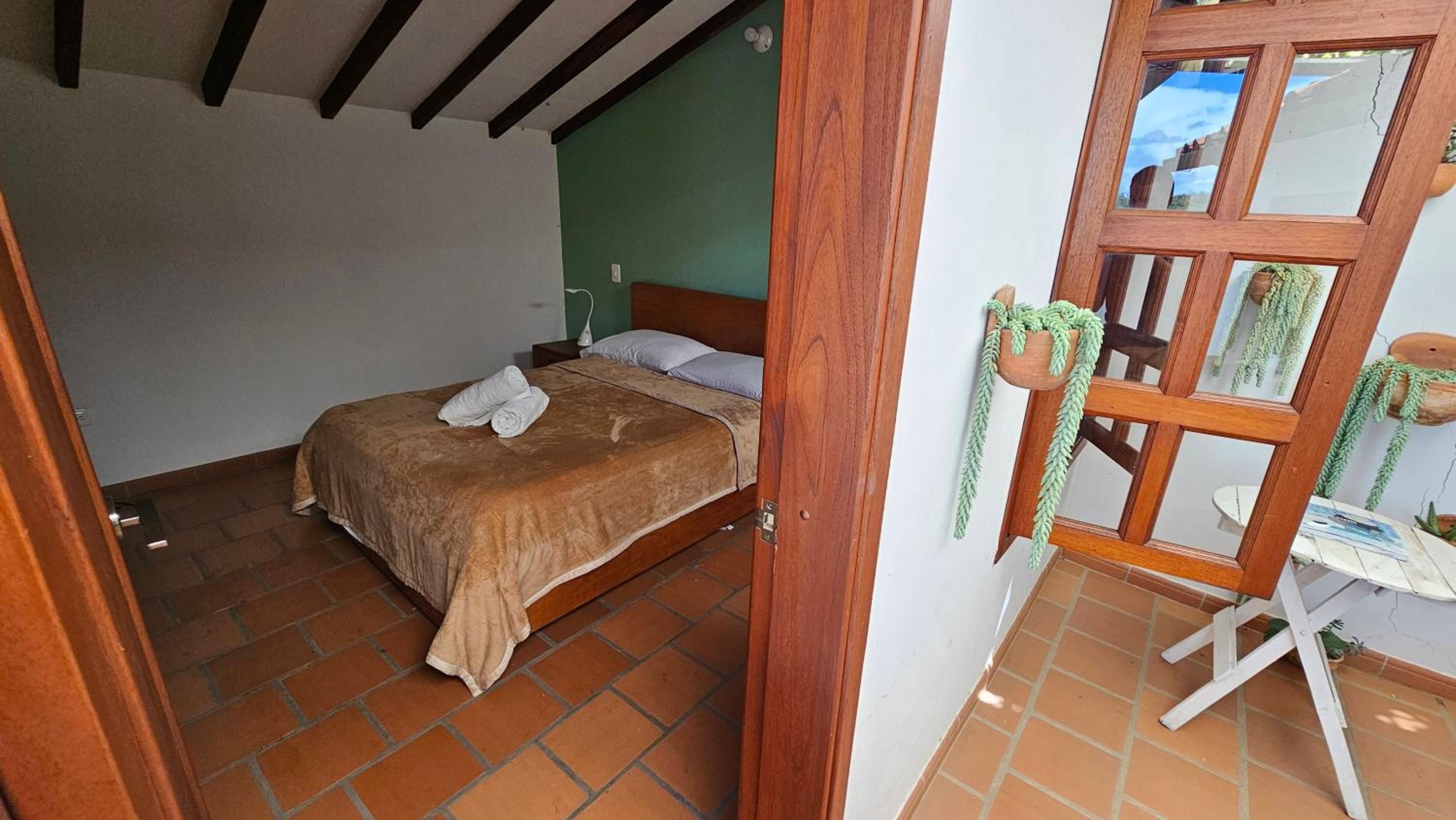 Large Double Room photo 2