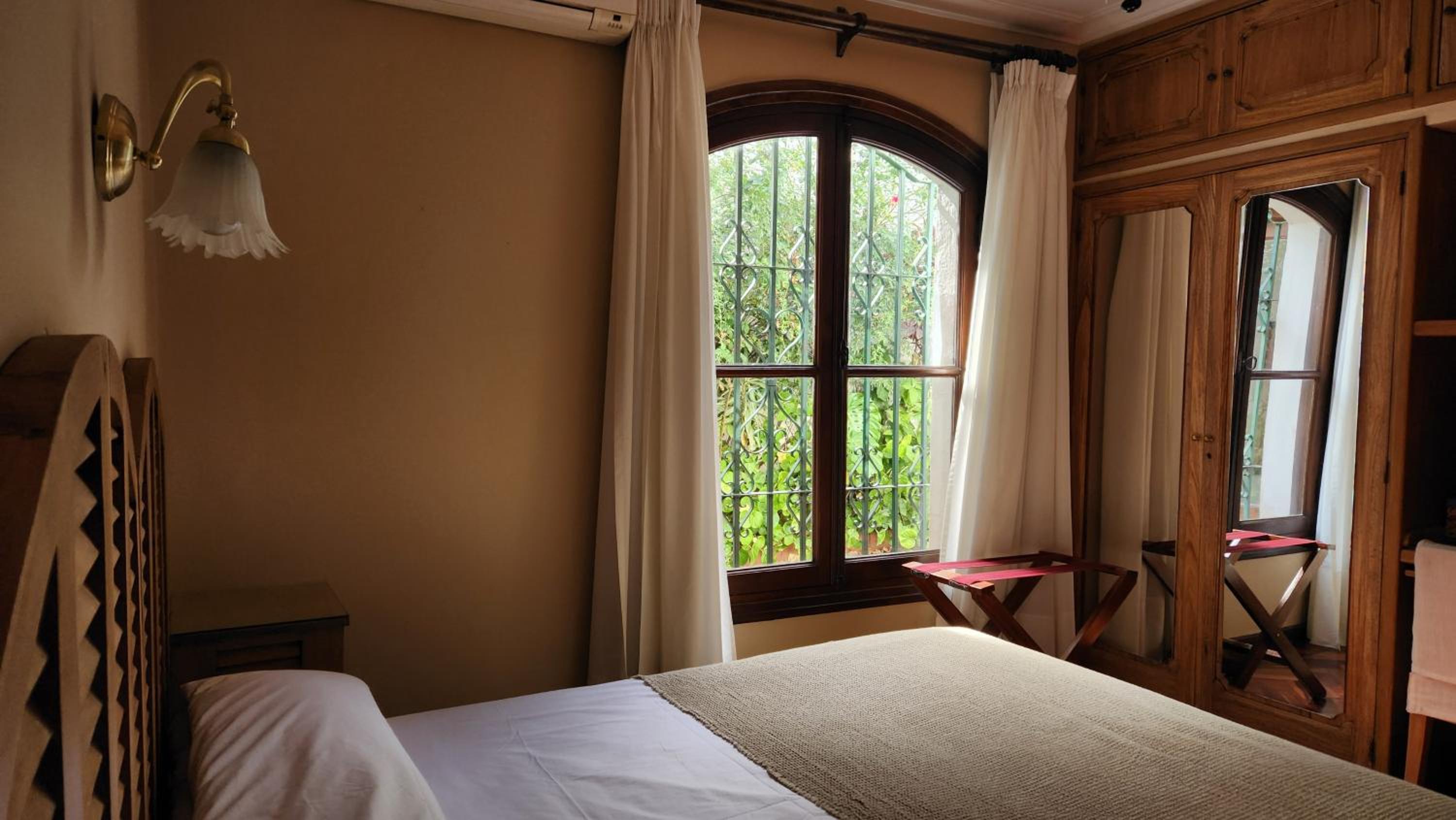 Standard Double or Twin Room photo 2