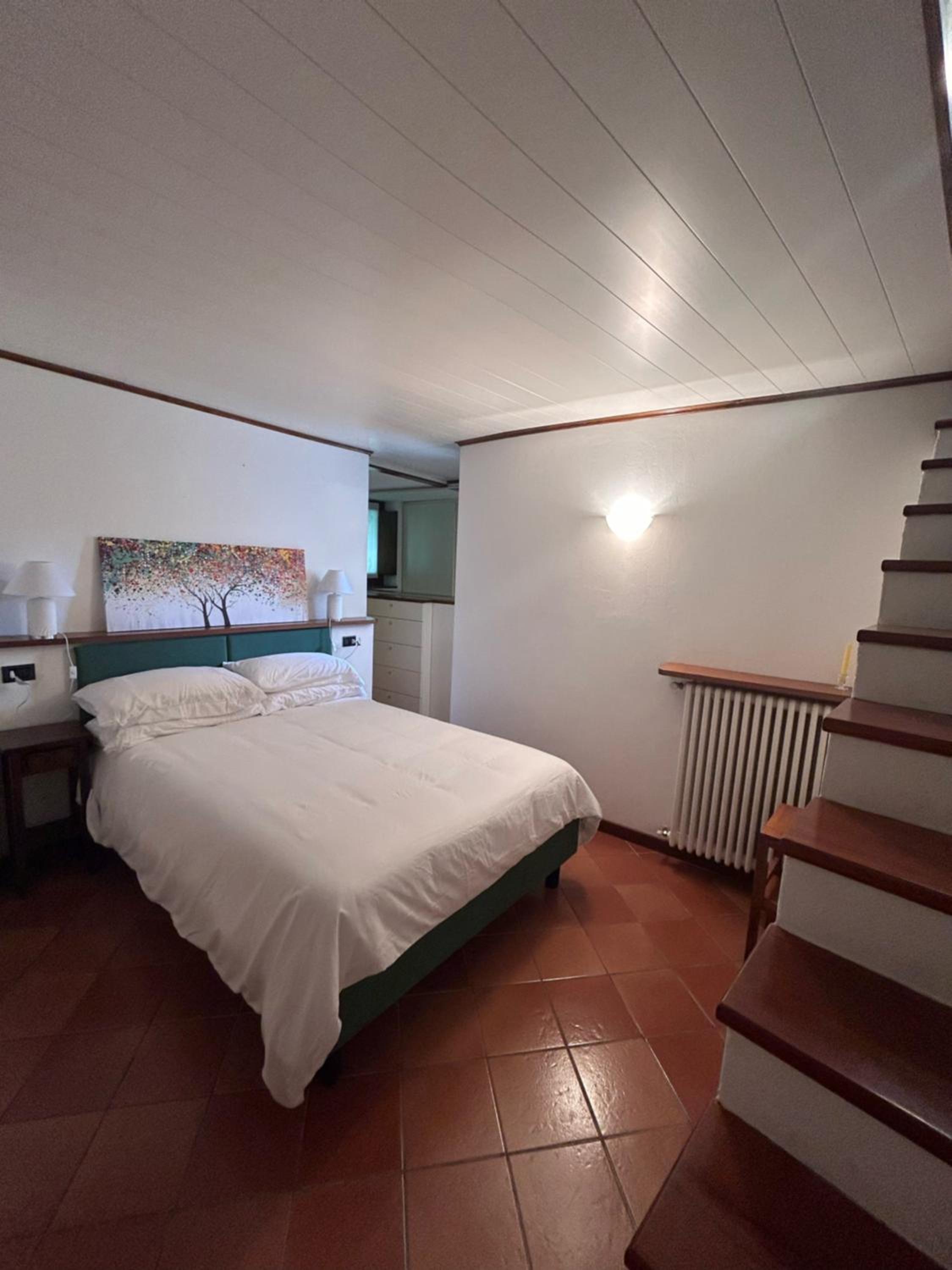 One-Bedroom House photo 1