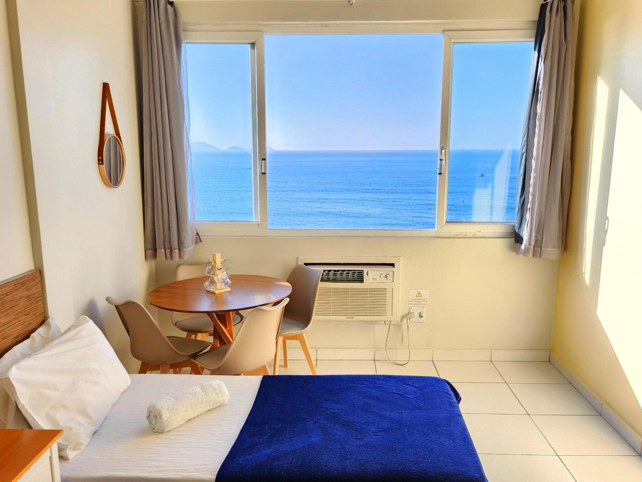 Apartment with Sea View - Photo 12