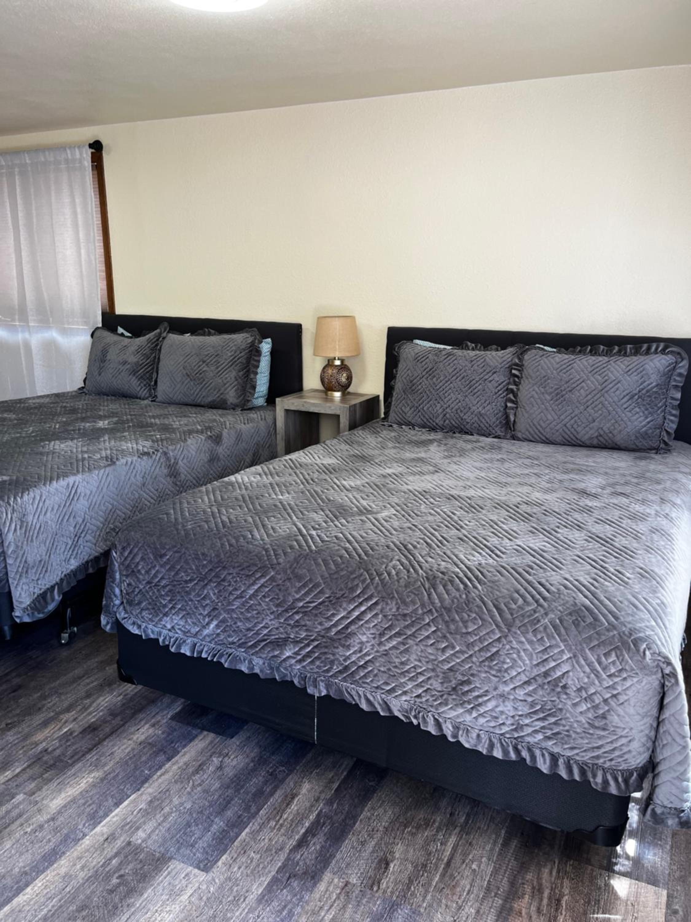 One-Bedroom House photo 1