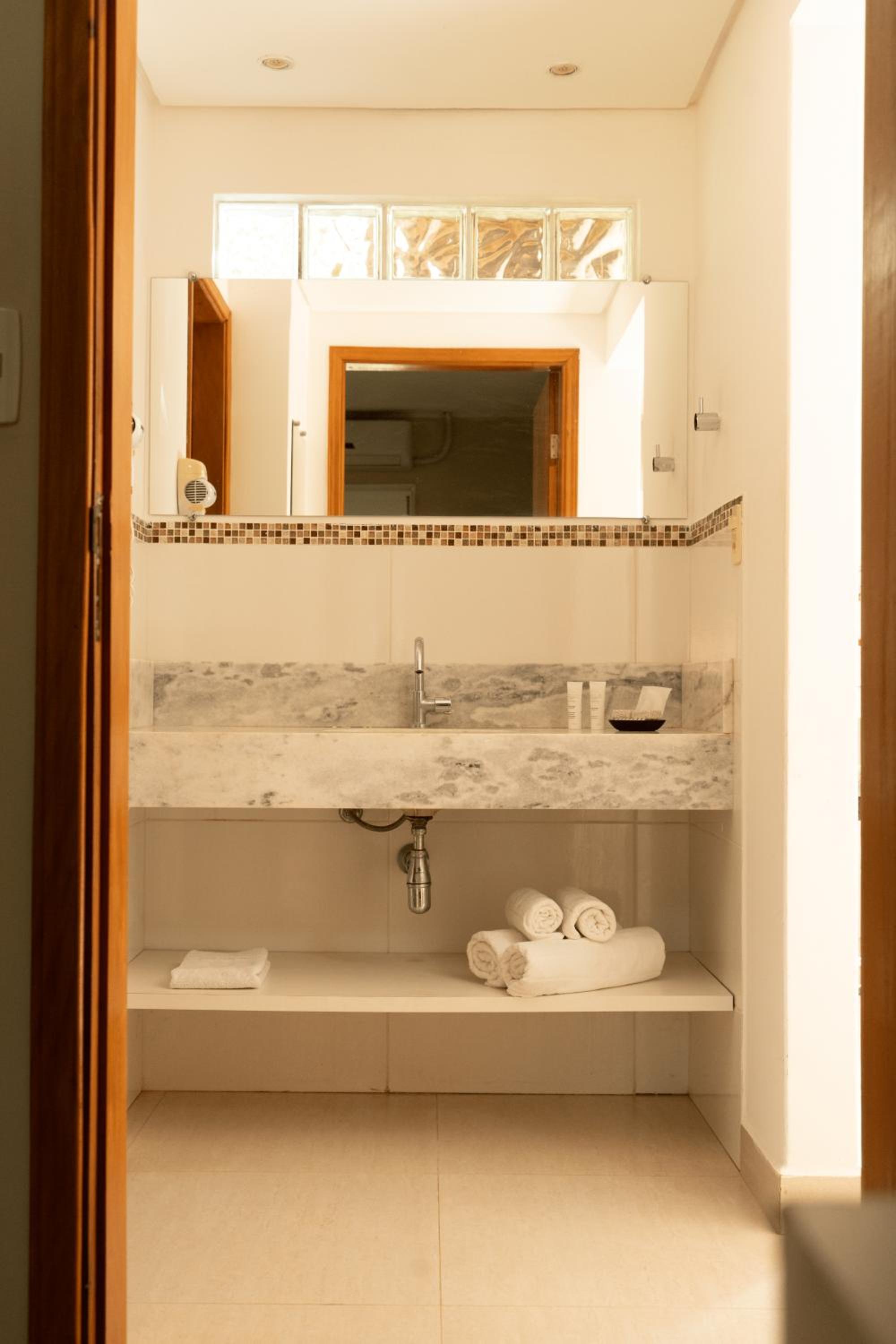 Suite with Balcony photo 3