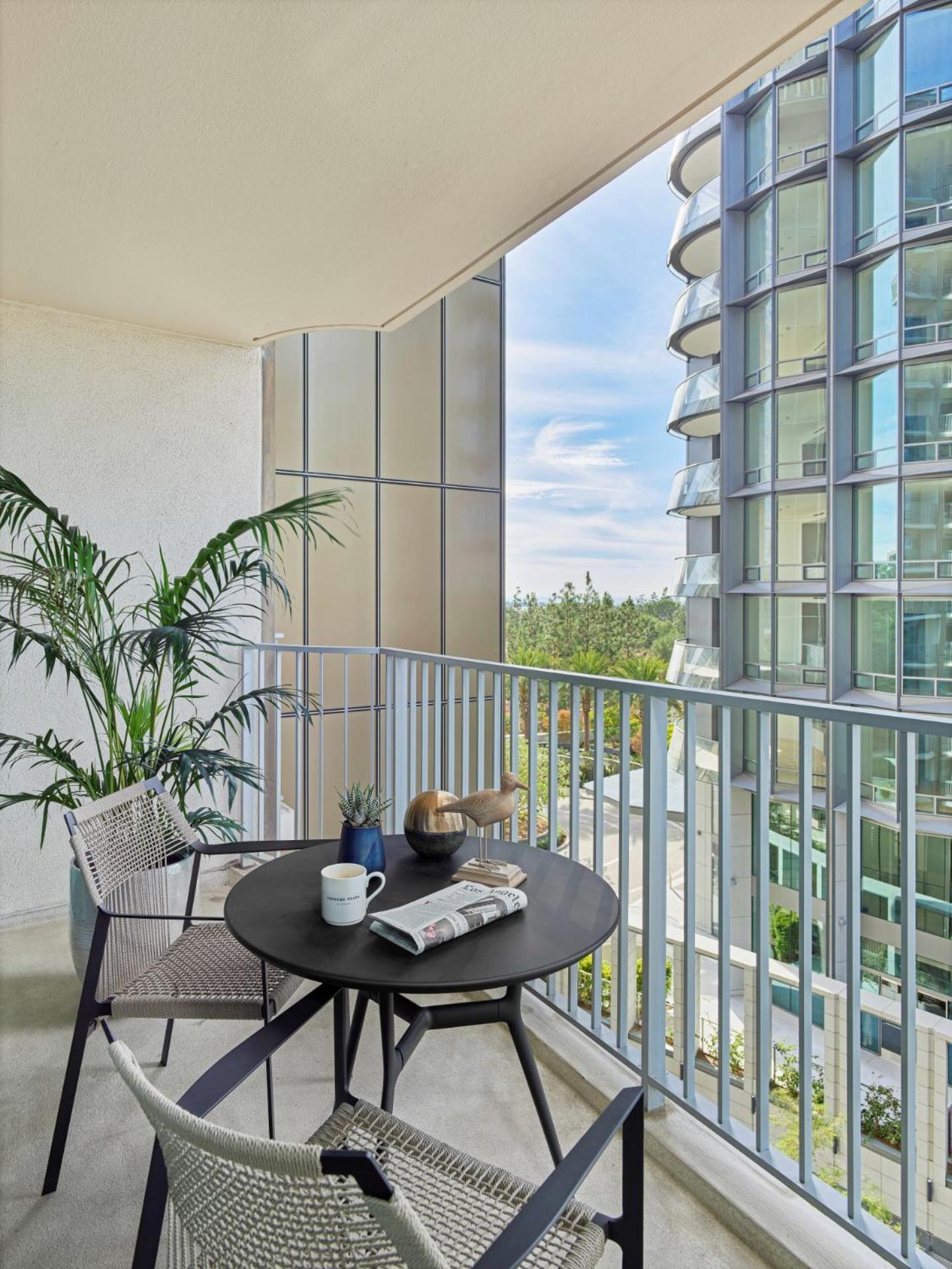 Balcony & Terrace