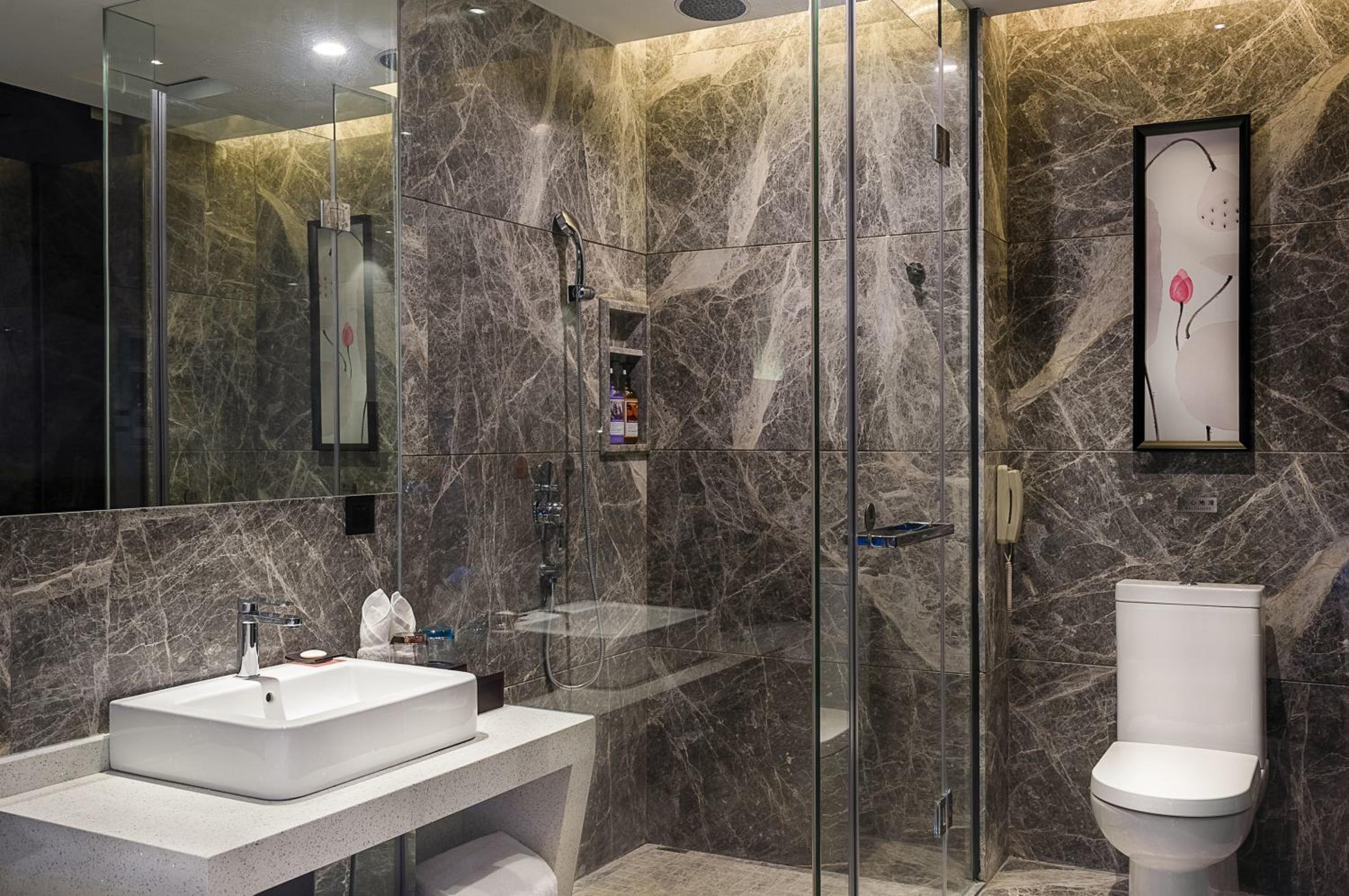 Luxury King Room photo 2