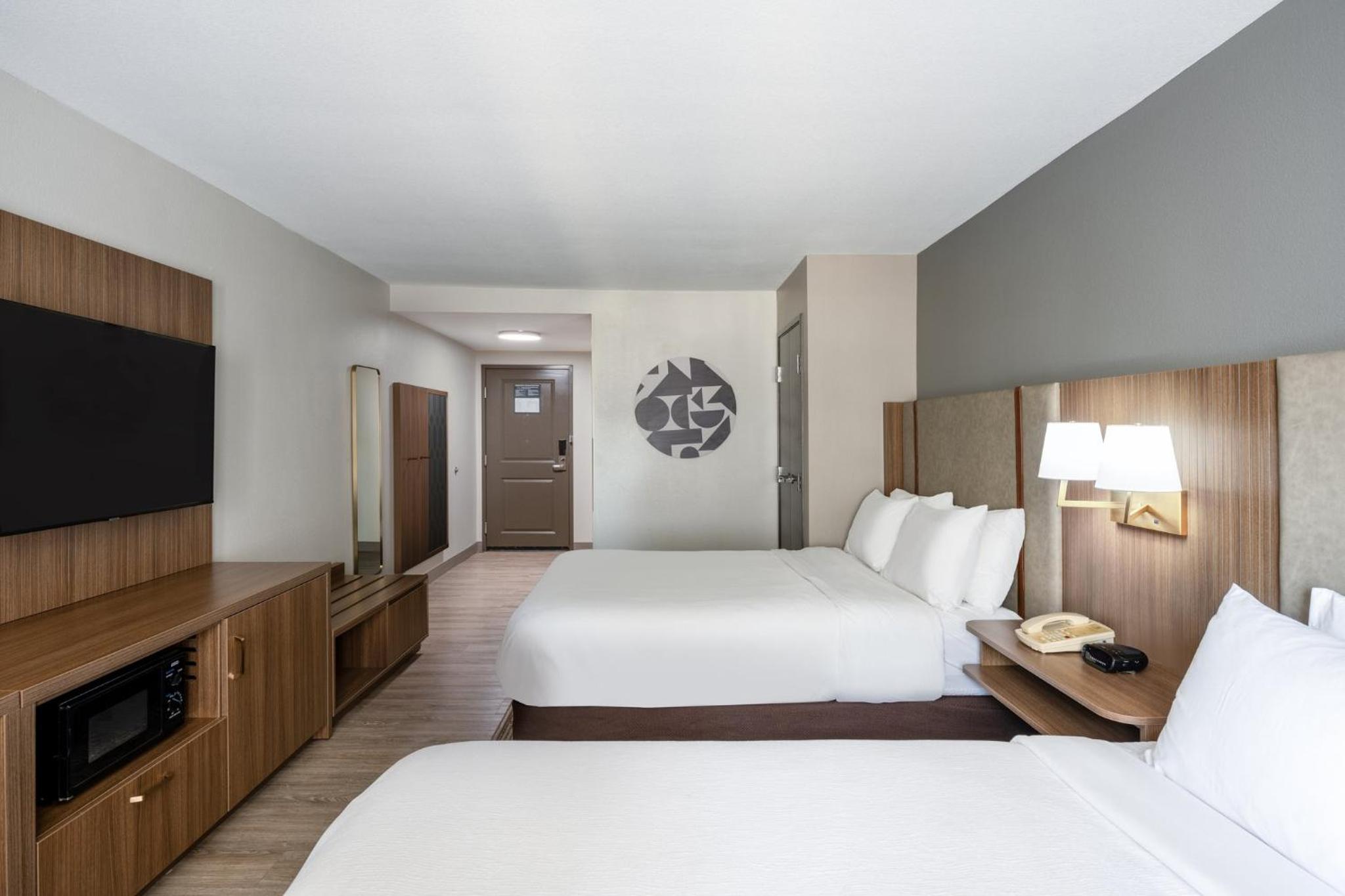 Standard Queen Room with Two Queen Beds - Communications Accessible - Photo 1