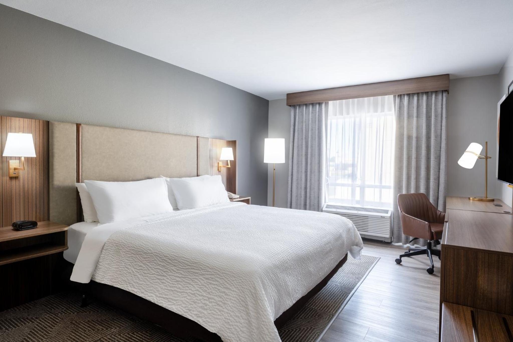 King Room - Mobility Access/Hearing Accessible - Photo 1