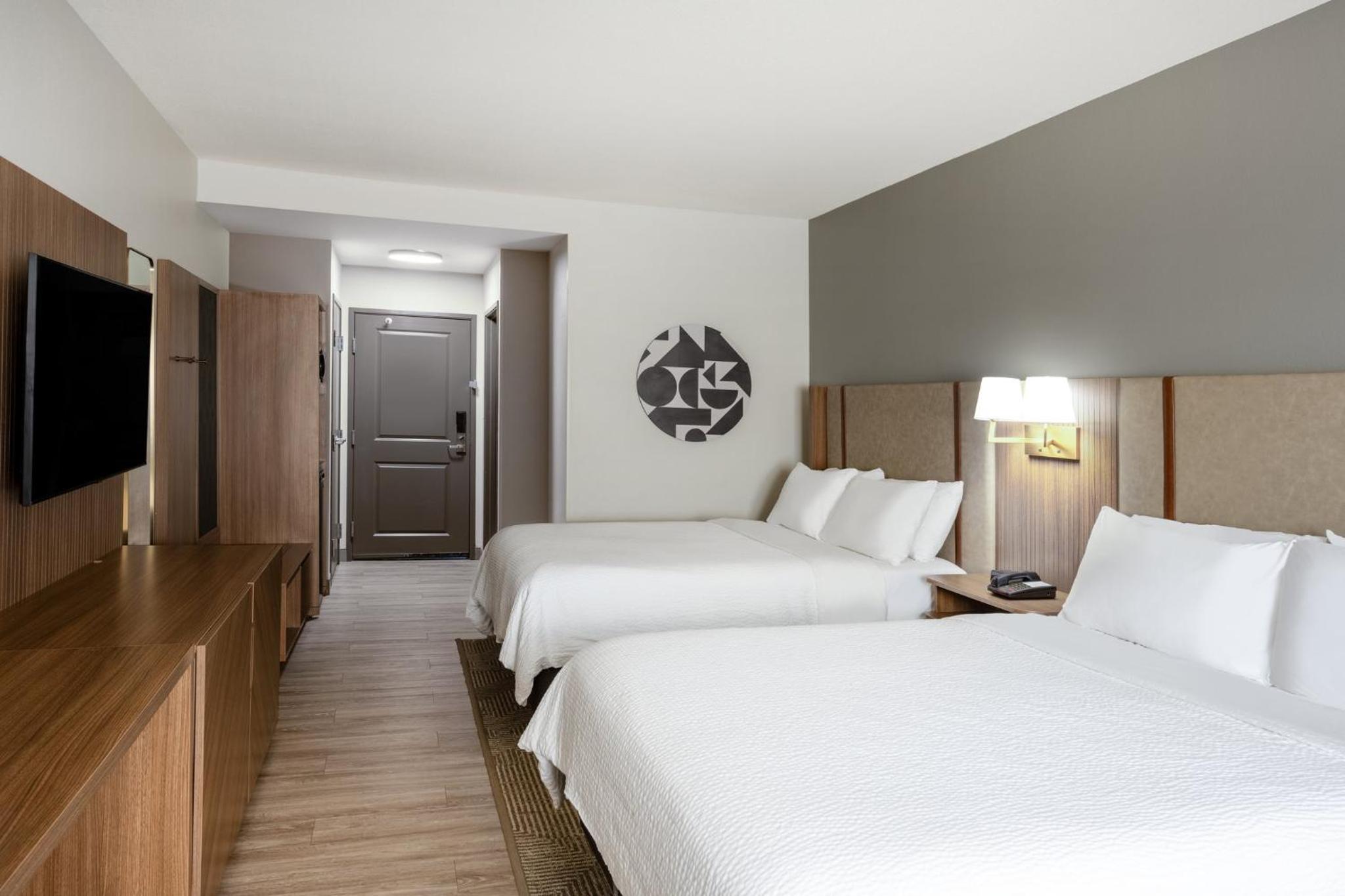 Room with Two Beds - Hearing Accessible - Non-Smoking - Photo 1