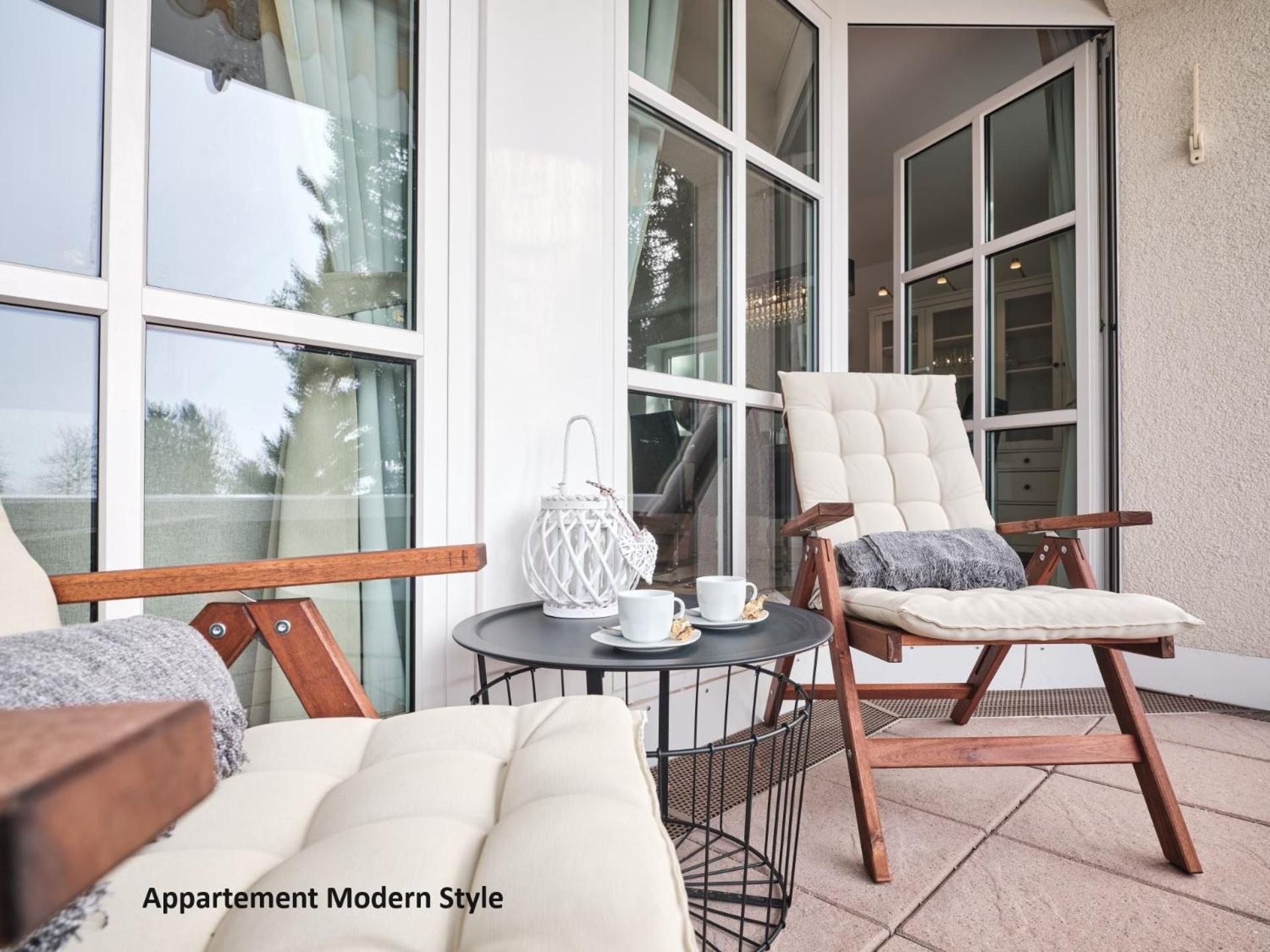 Apartment with Lake View photo 1
