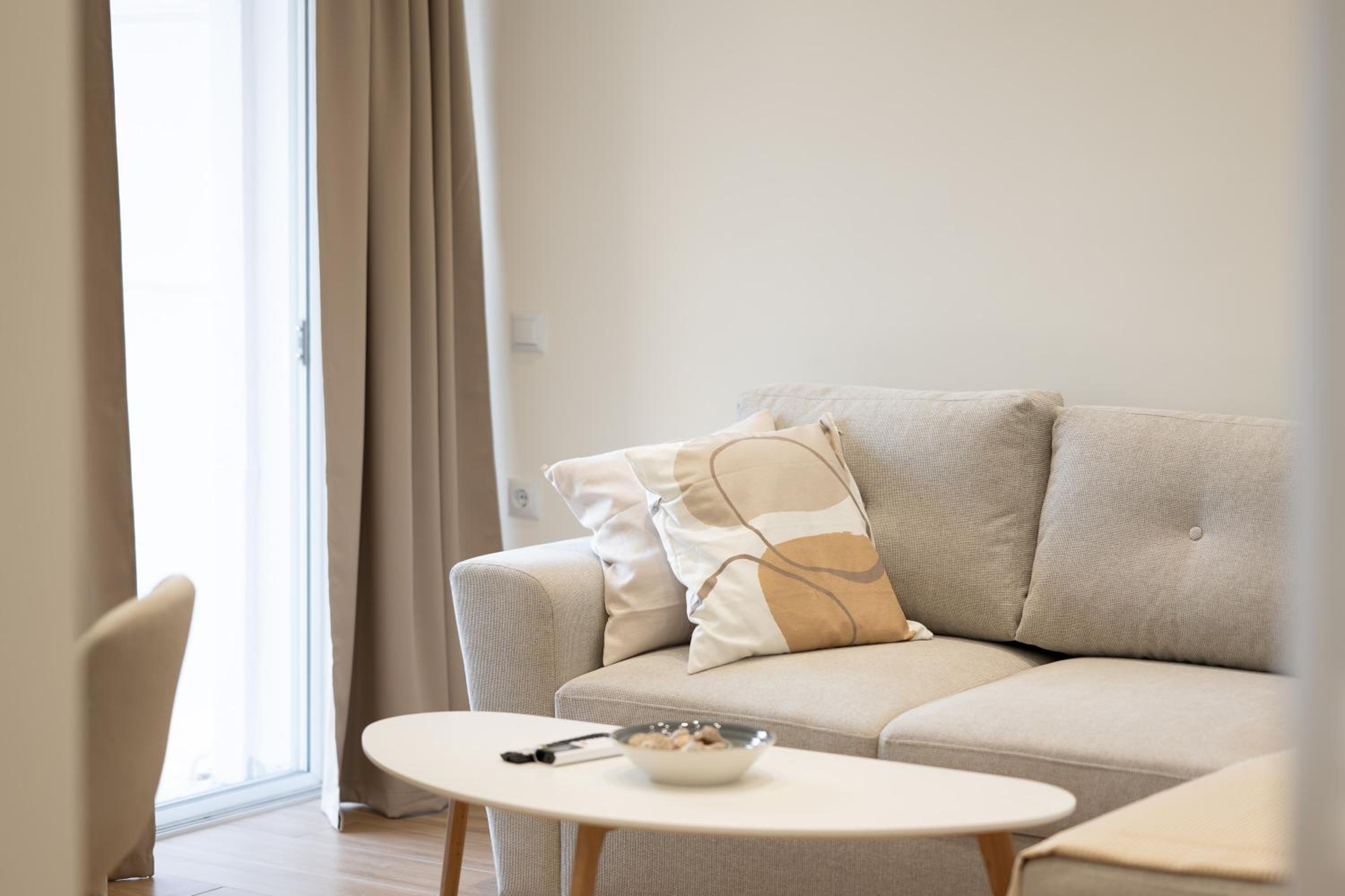 One-Bedroom Apartment photo 2