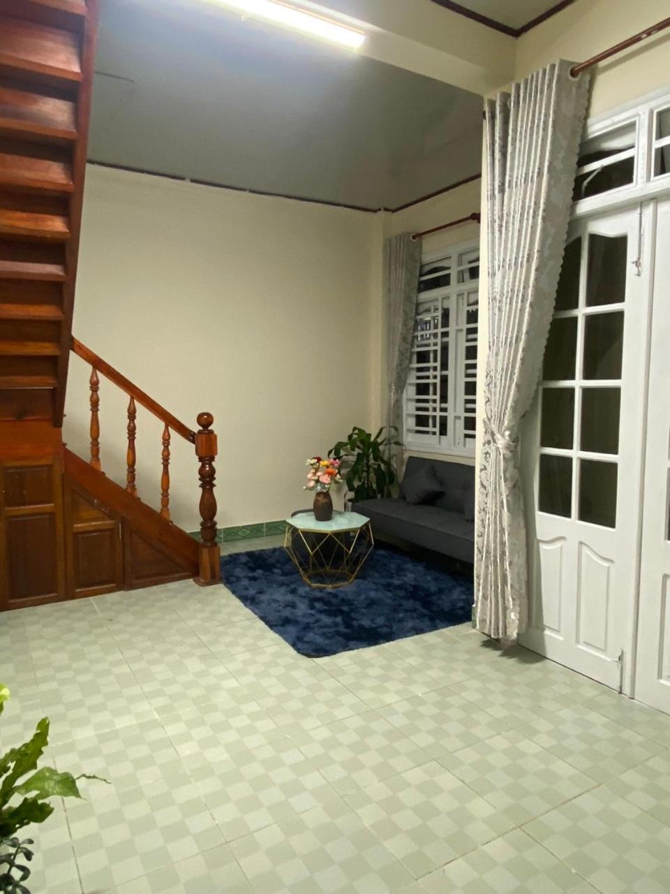 Three-Bedroom Apartment photo 1