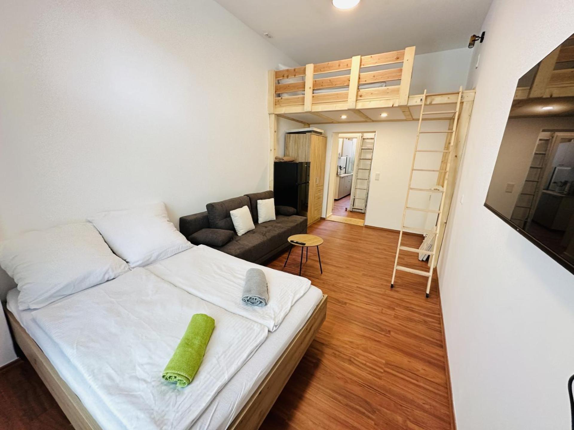Apartment photo 3
