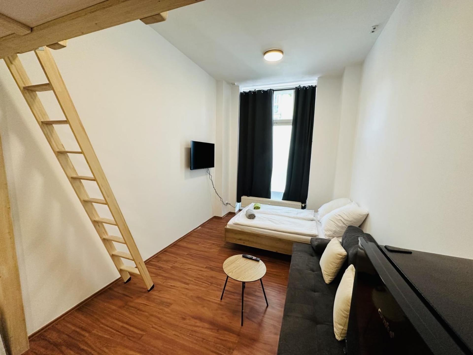 Apartment photo 1