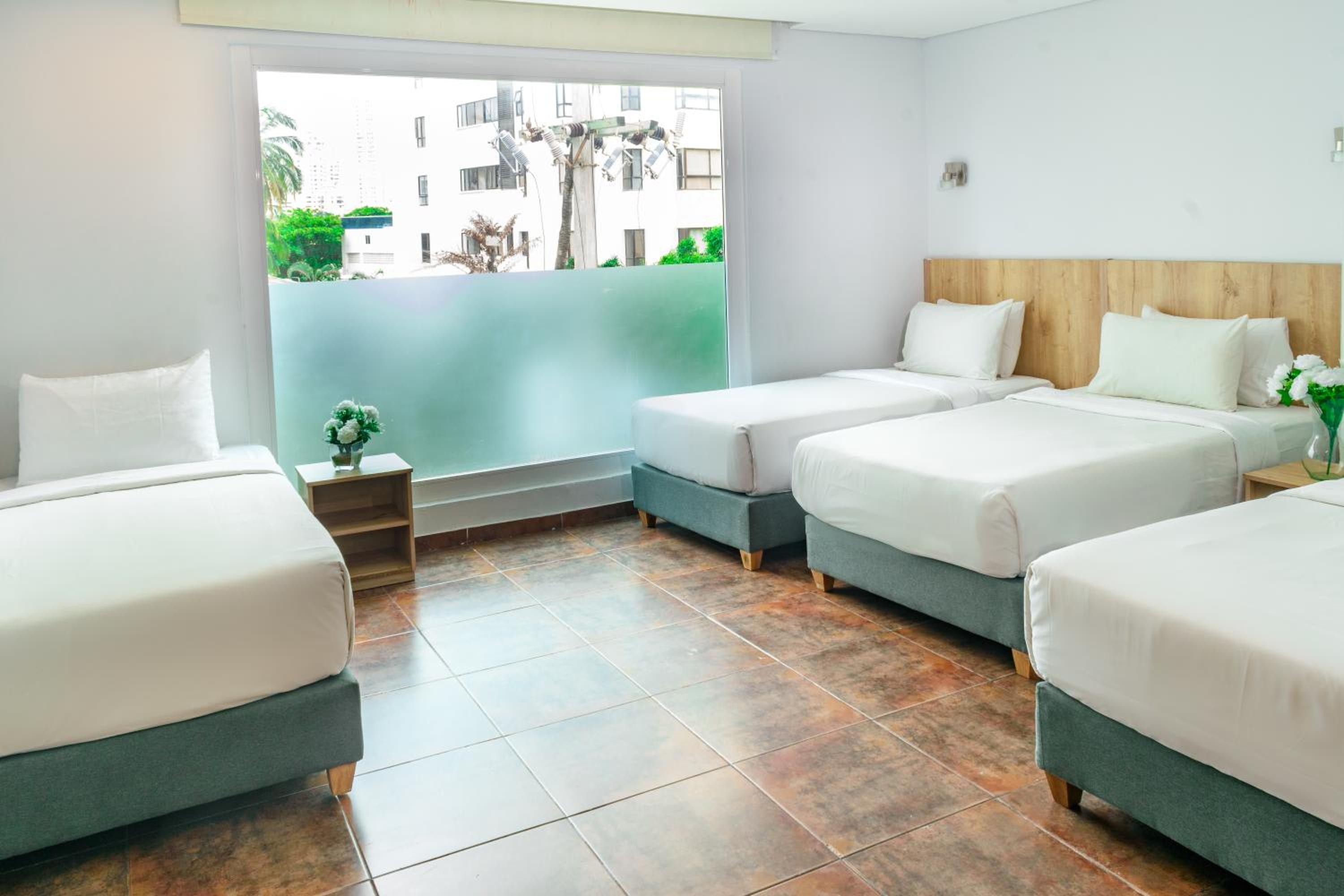 Superior Quadruple Room - Photo 1