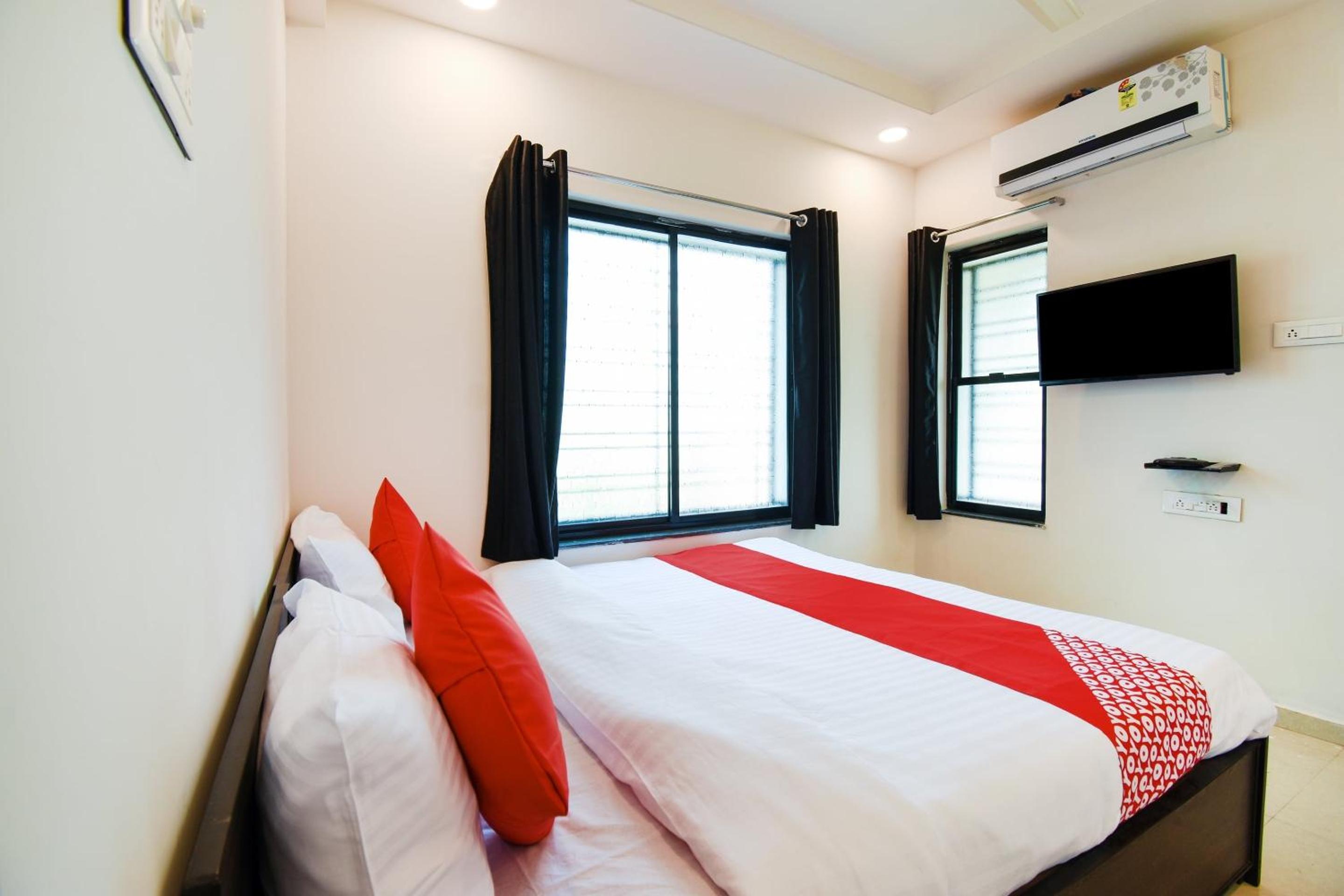 Small Double Room photo 3